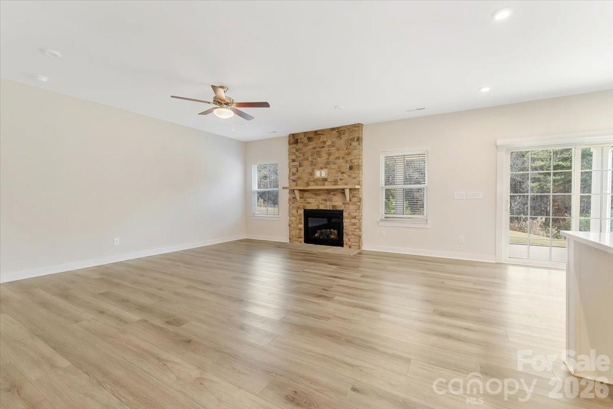 202 Tetcott Street — Mooresville