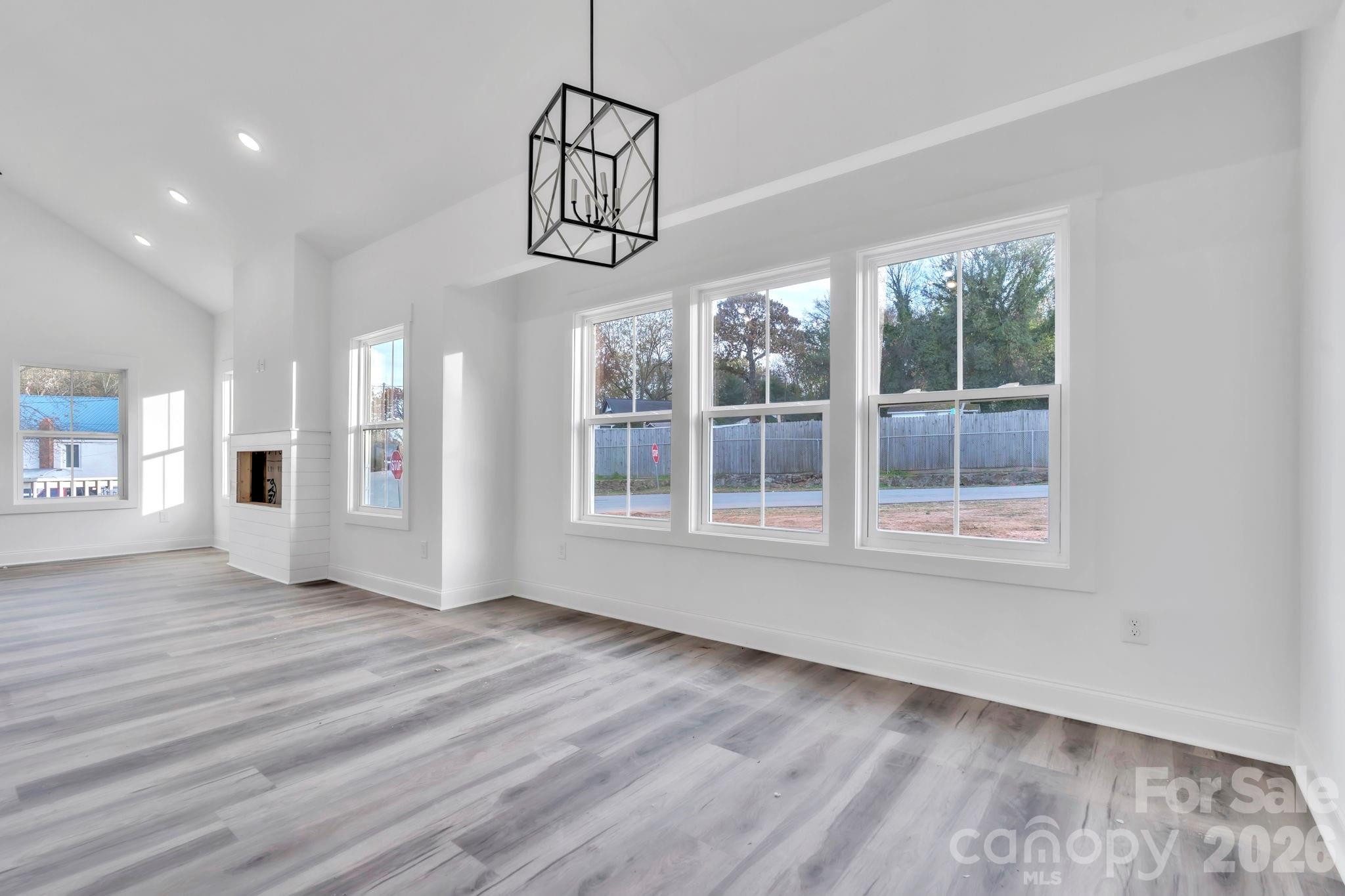 54 3rd Avenue — Greenville