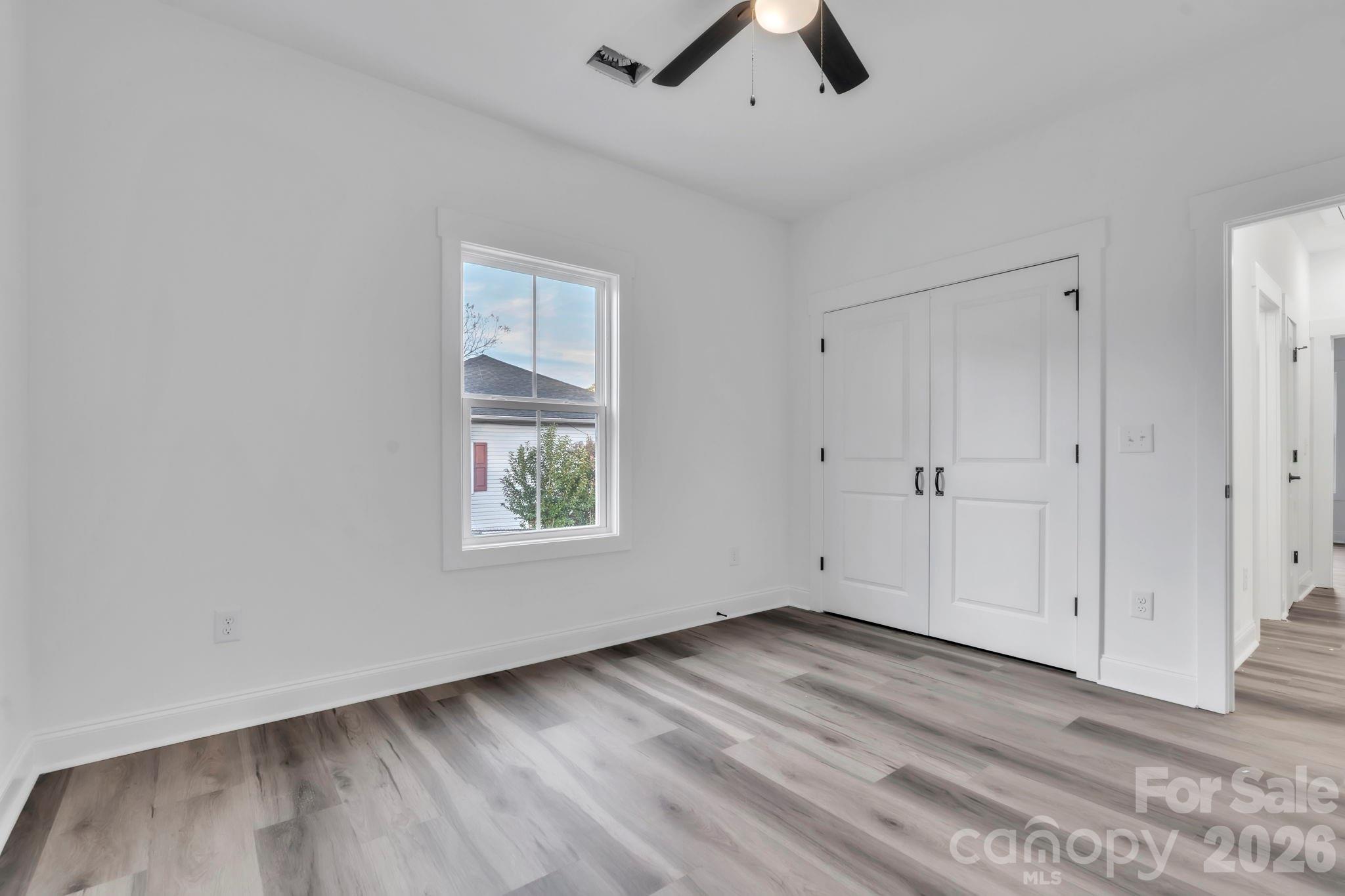 54 3rd Avenue — Greenville
