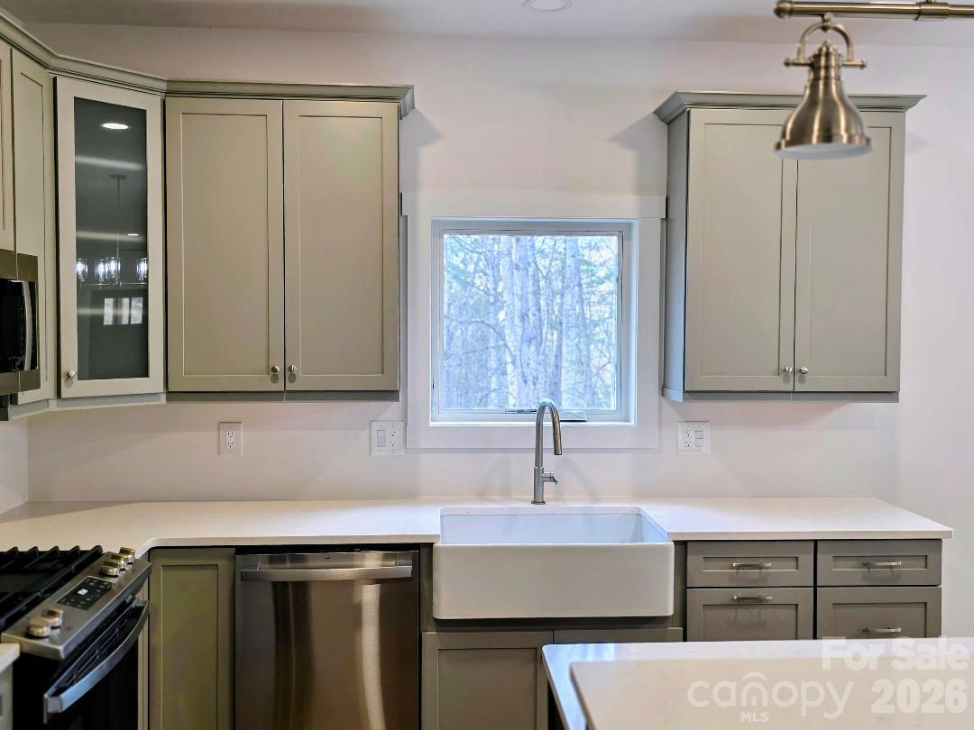 22 Salt Box Haven — Burnsville