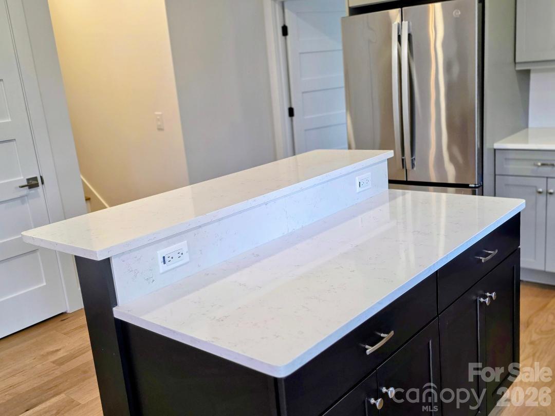 22 Salt Box Haven — Burnsville