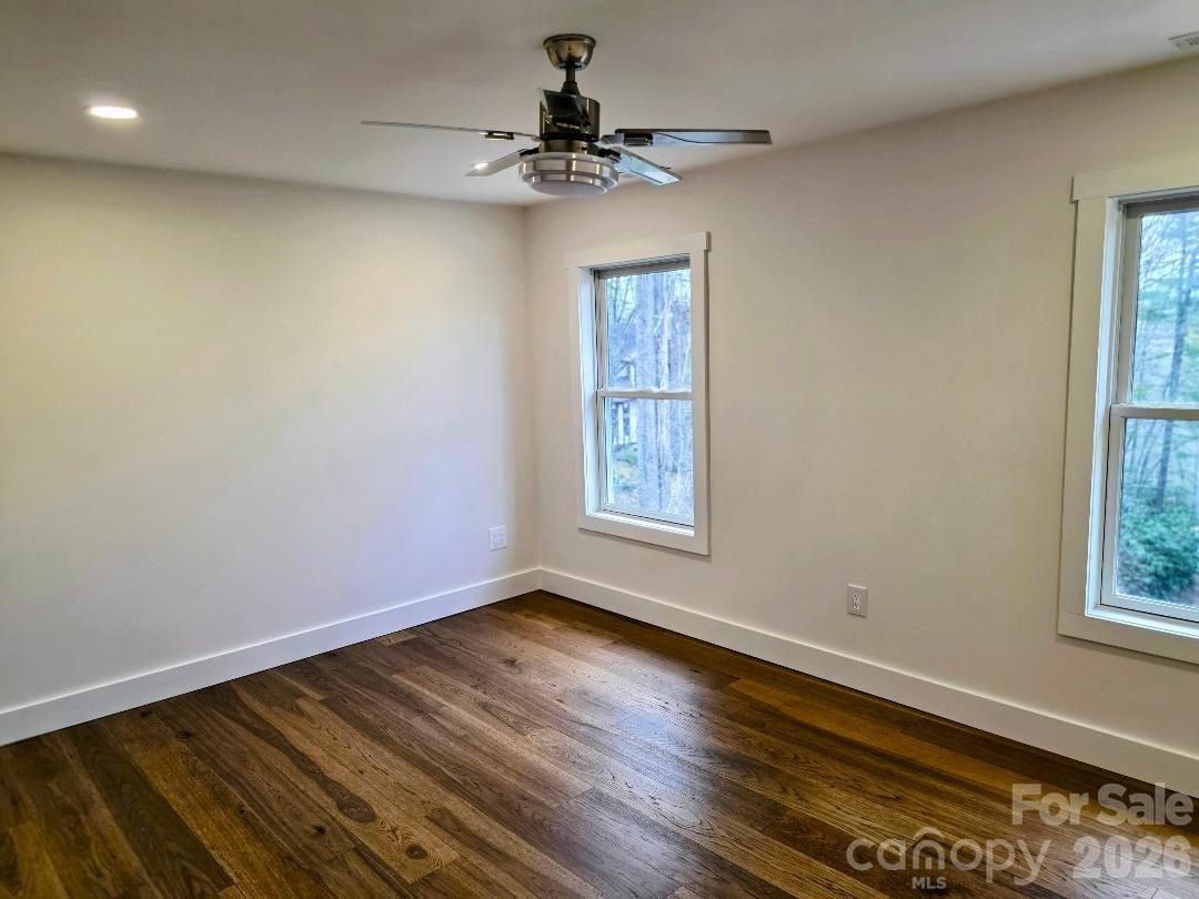 22 Salt Box Haven — Burnsville