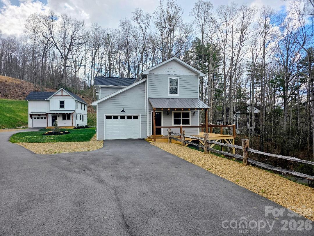 22 Salt Box Haven — Burnsville