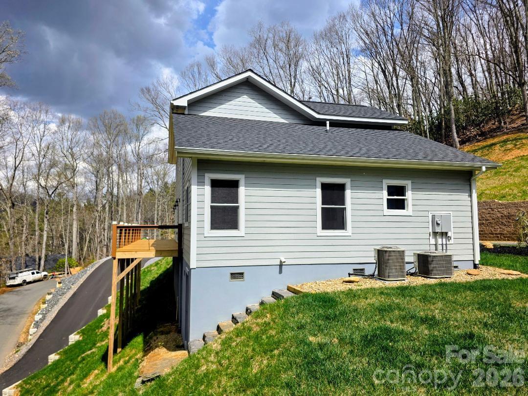 22 Salt Box Haven — Burnsville