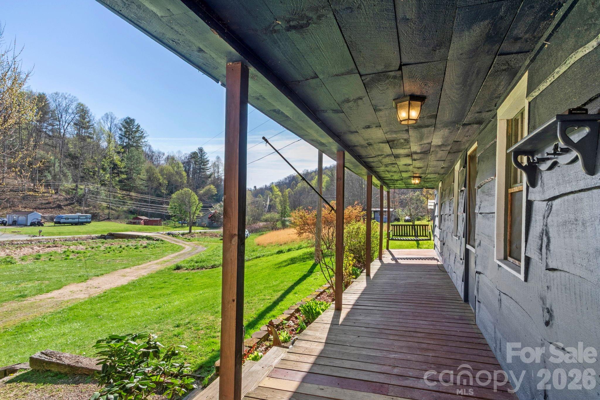 3041 Bald Mountain Road — Burnsville