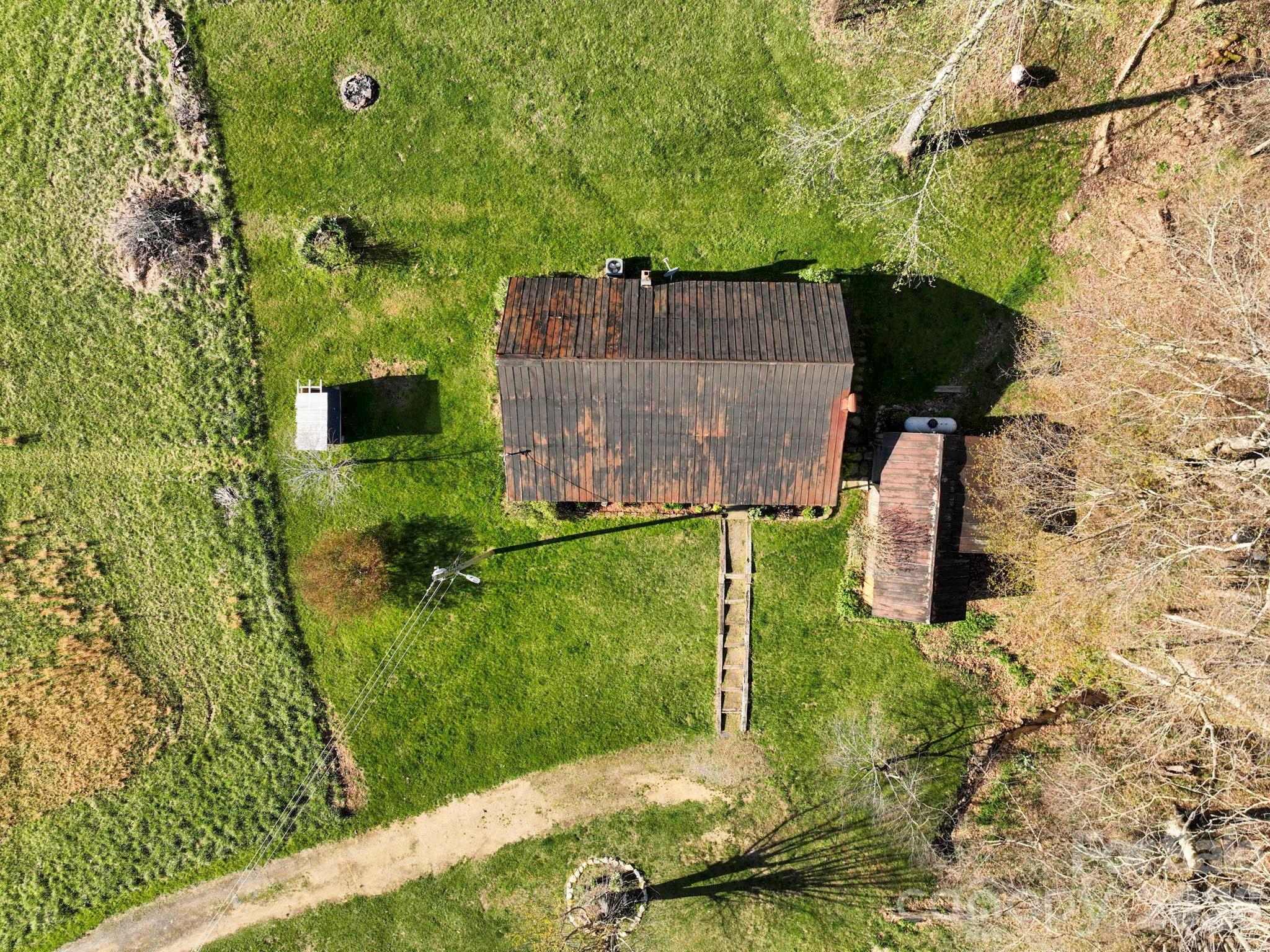 3041 Bald Mountain Road — Burnsville