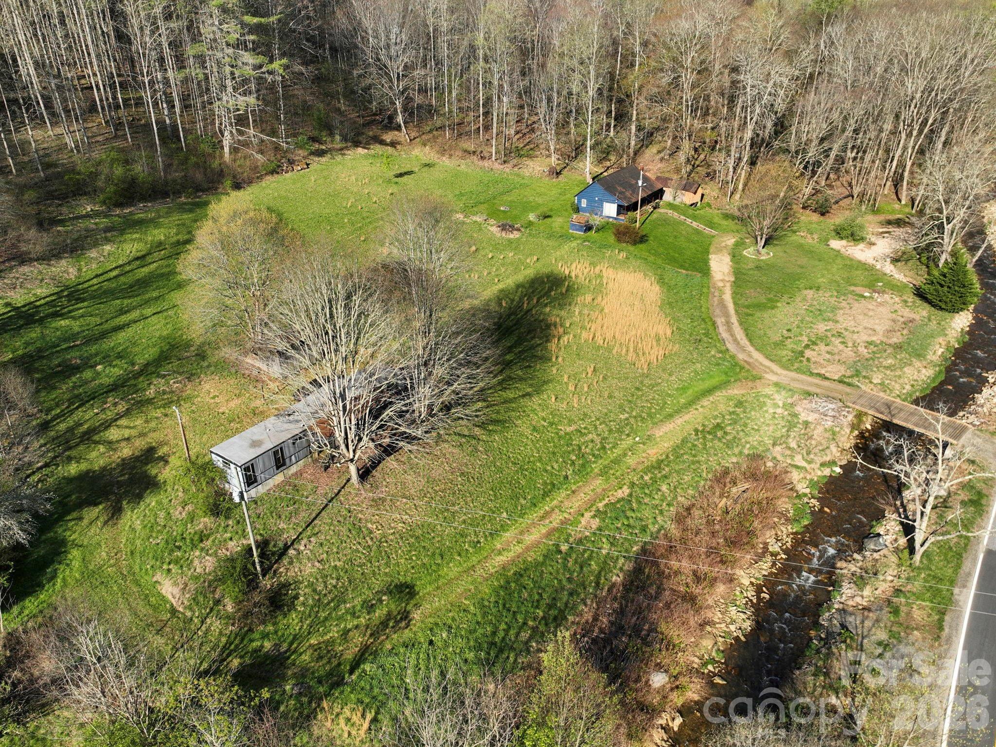 3041 Bald Mountain Road — Burnsville