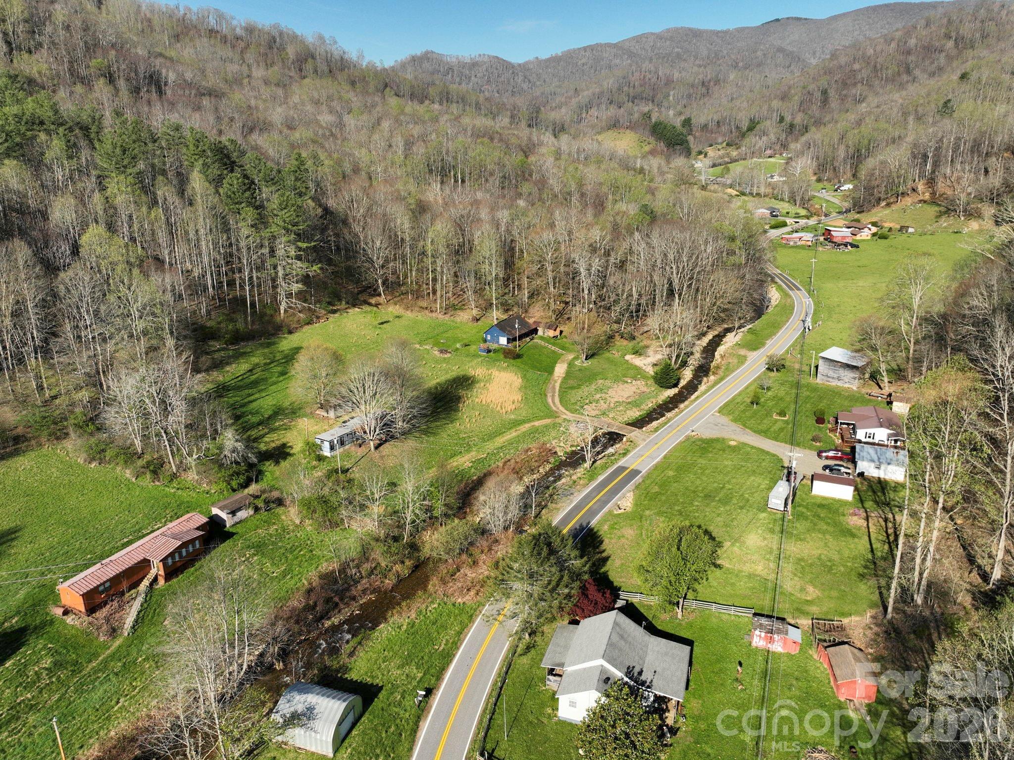 3041 Bald Mountain Road — Burnsville