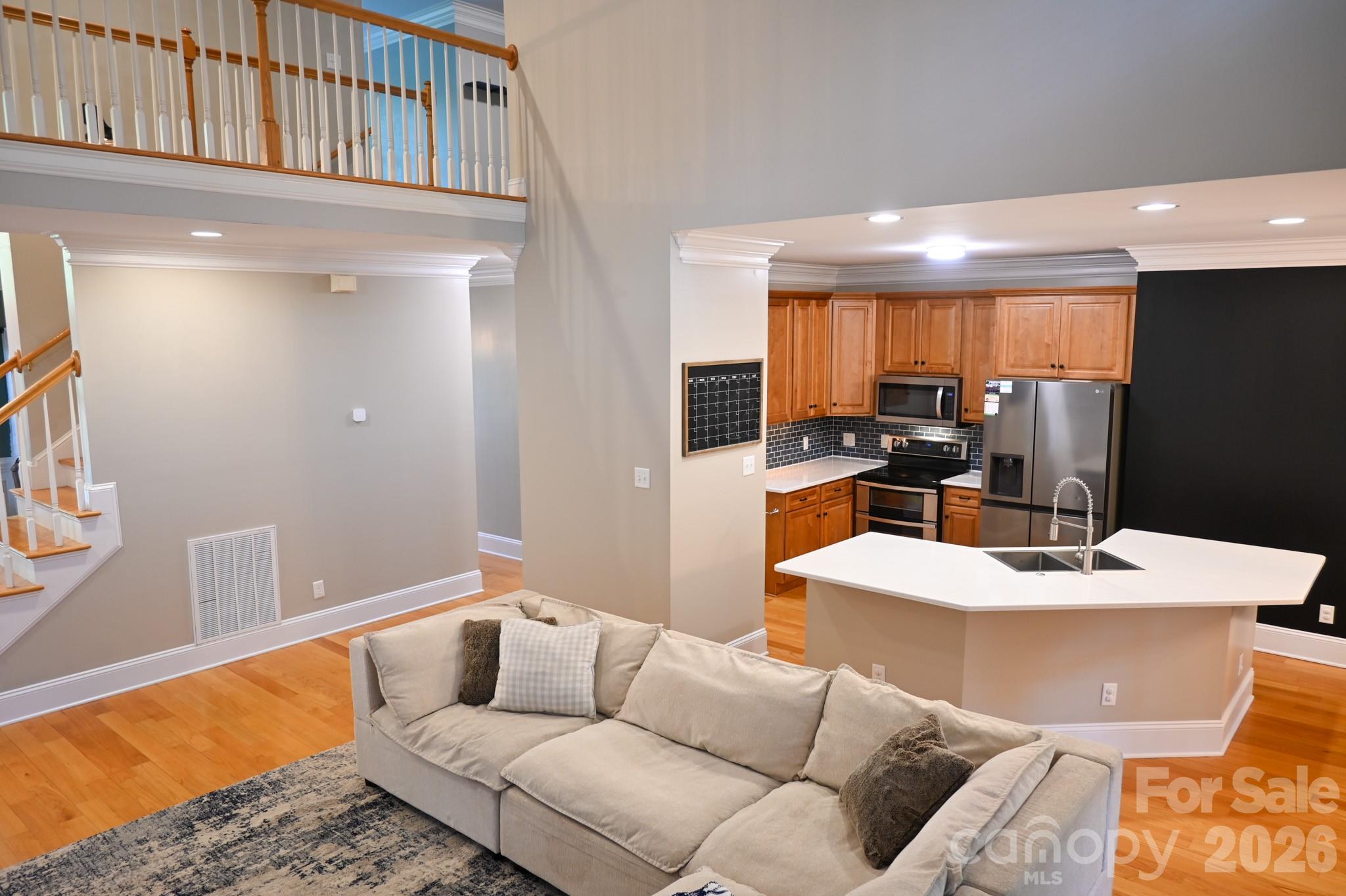 435 Crowders Bluff Court — Clover