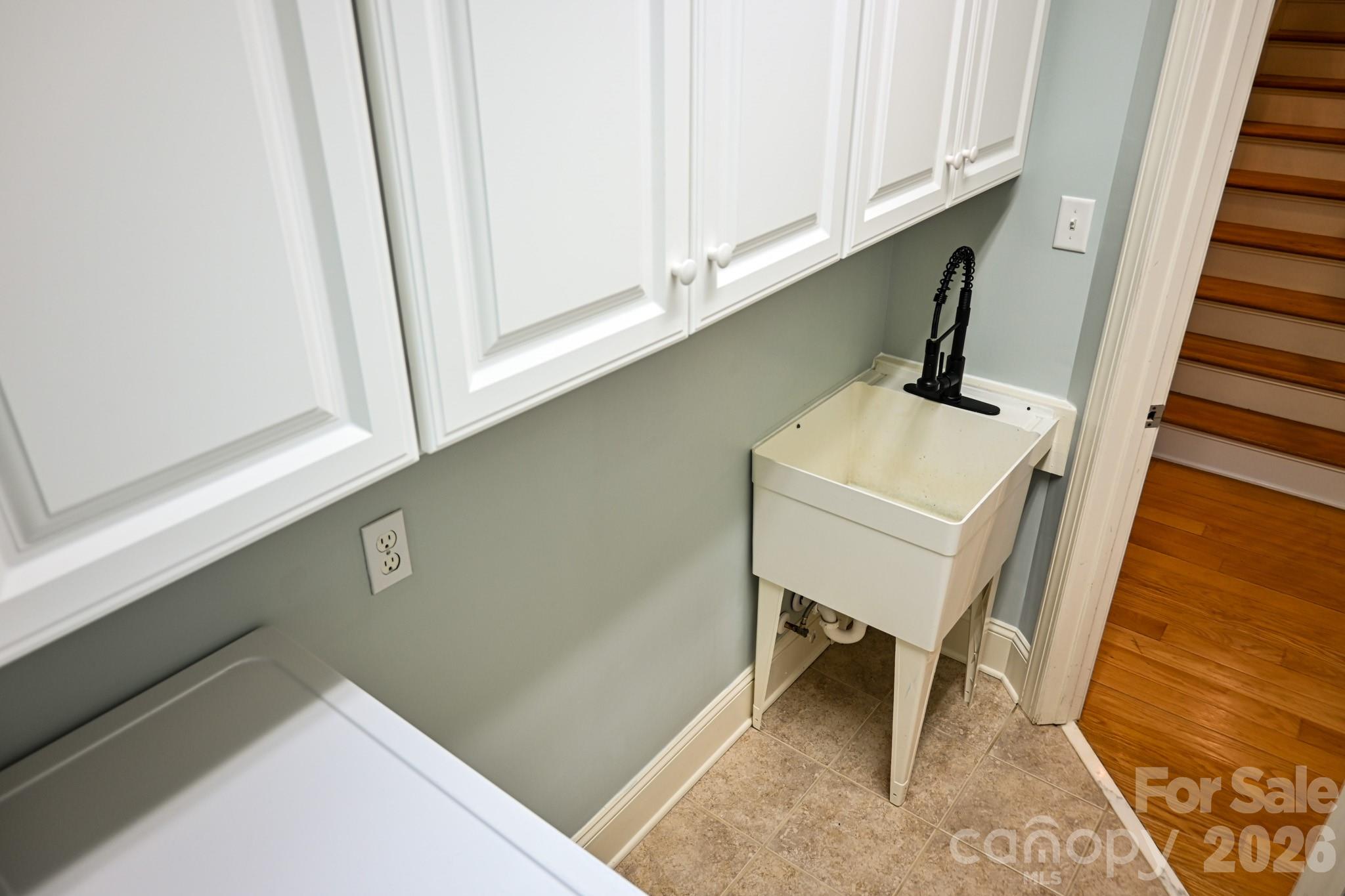 435 Crowders Bluff Court — Clover