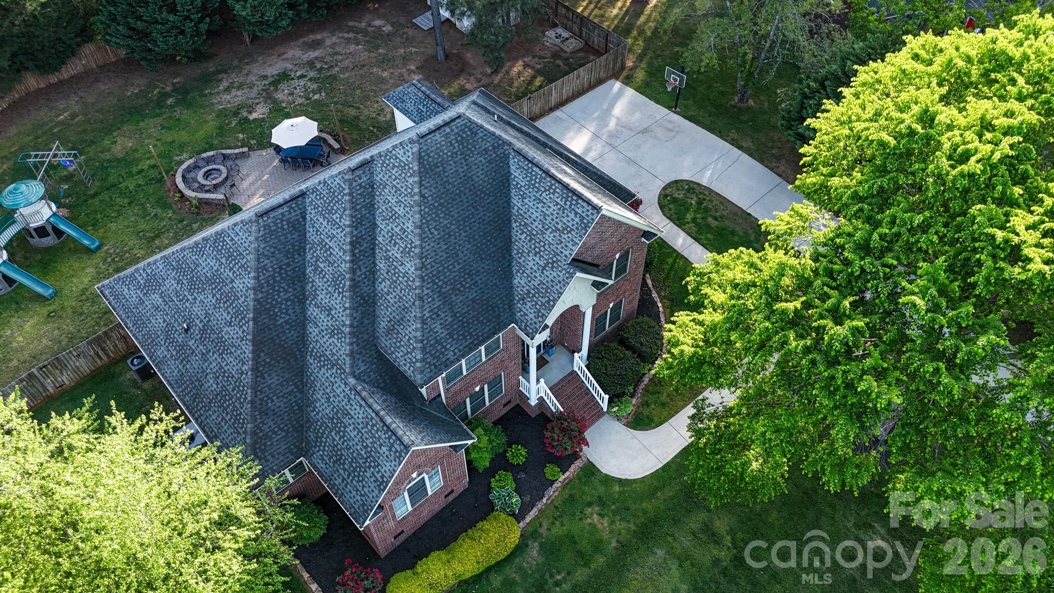 435 Crowders Bluff Court — Clover