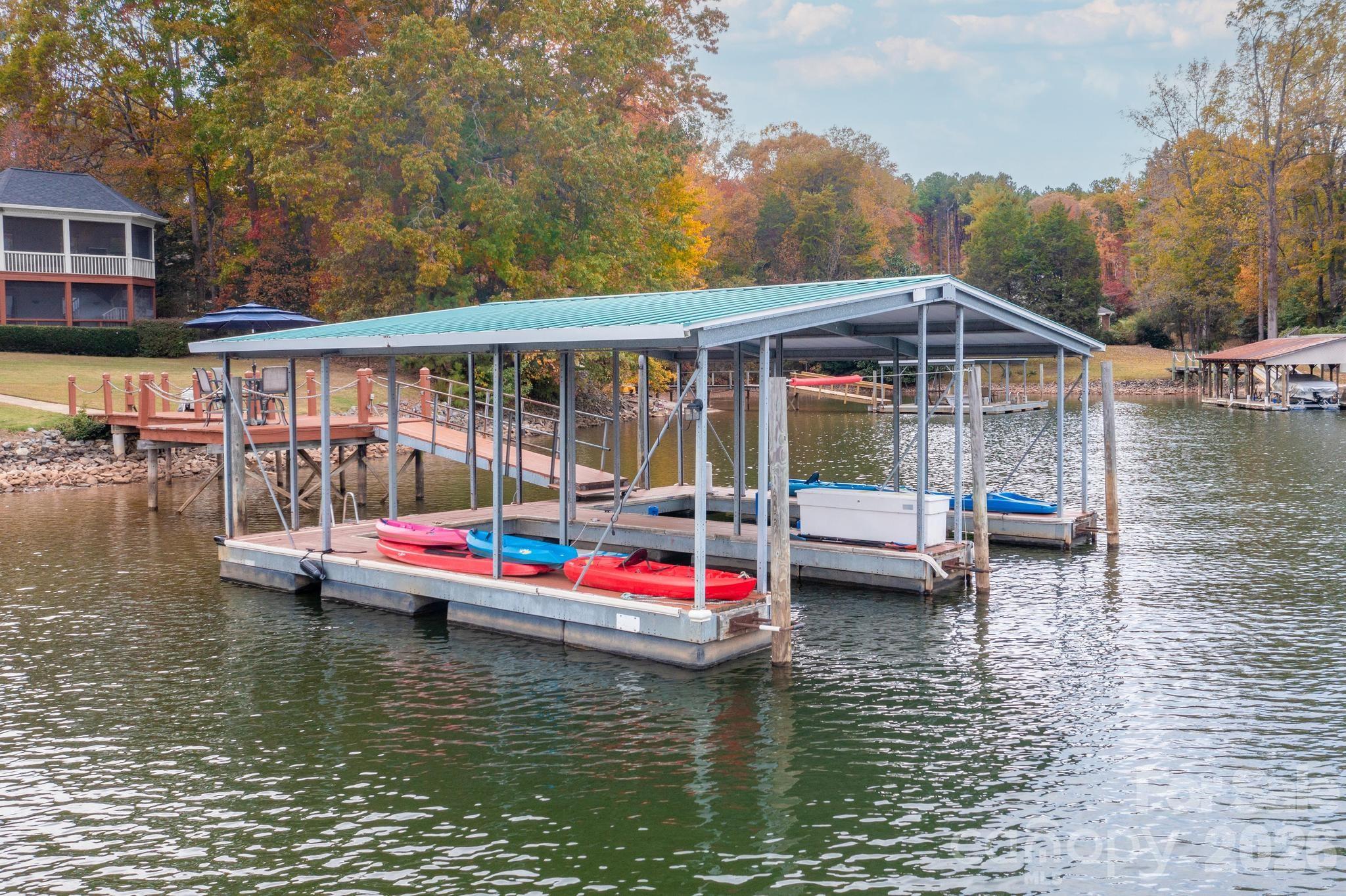 185 Willow Point Road — Troutman