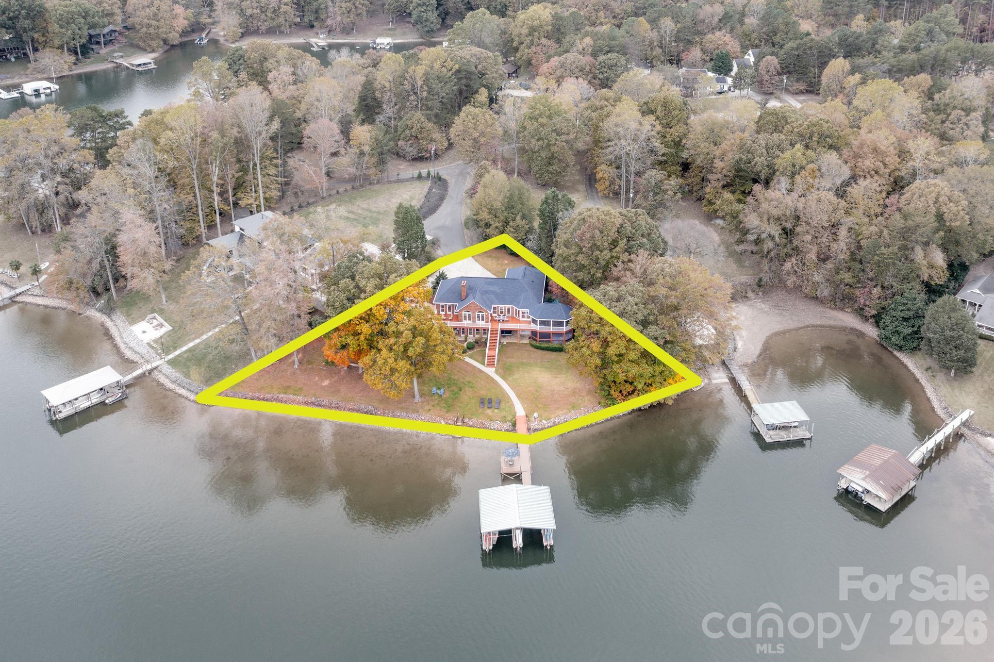 185 Willow Point Road — Troutman