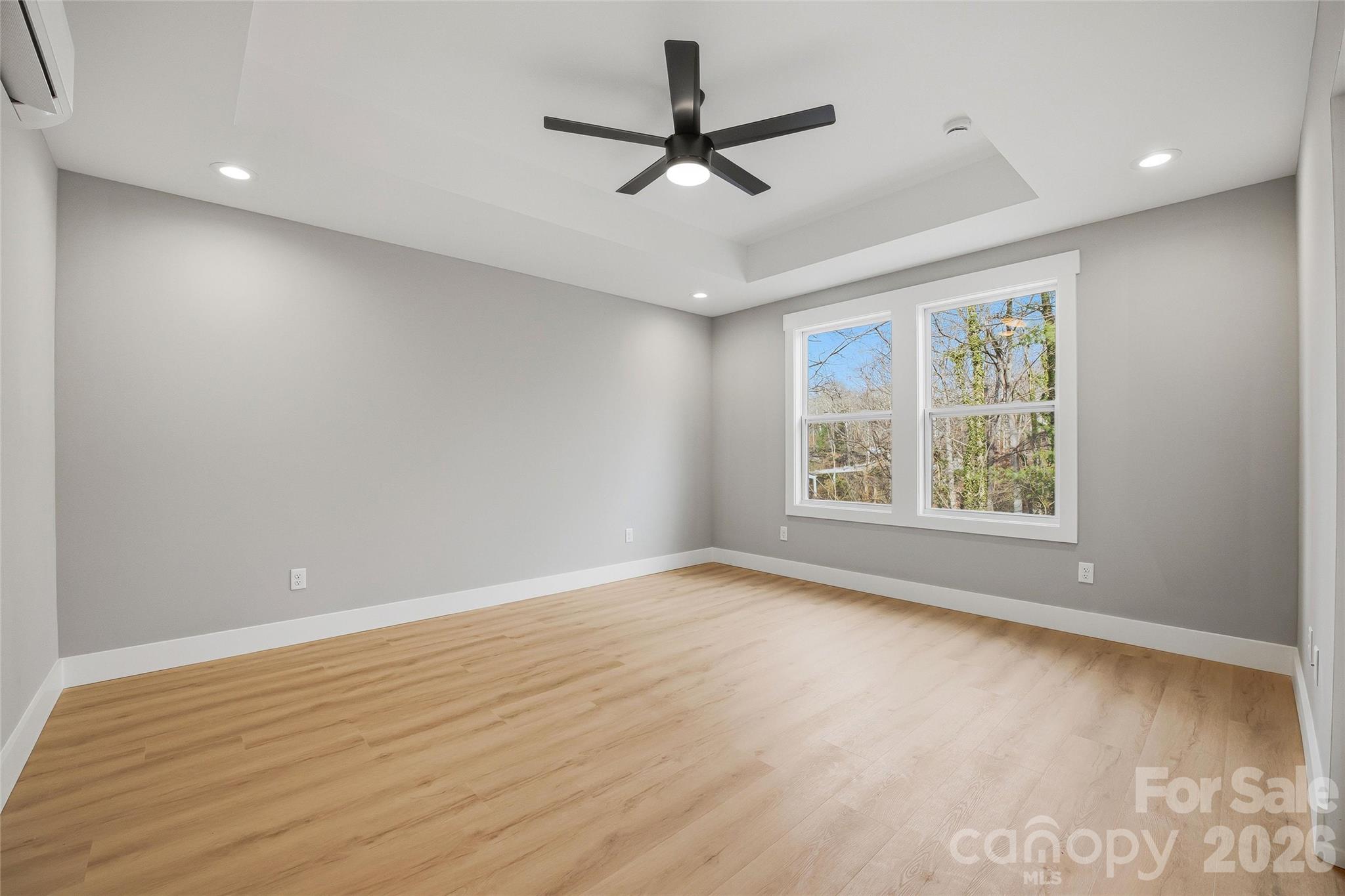 133 Moore Street — Hendersonville
