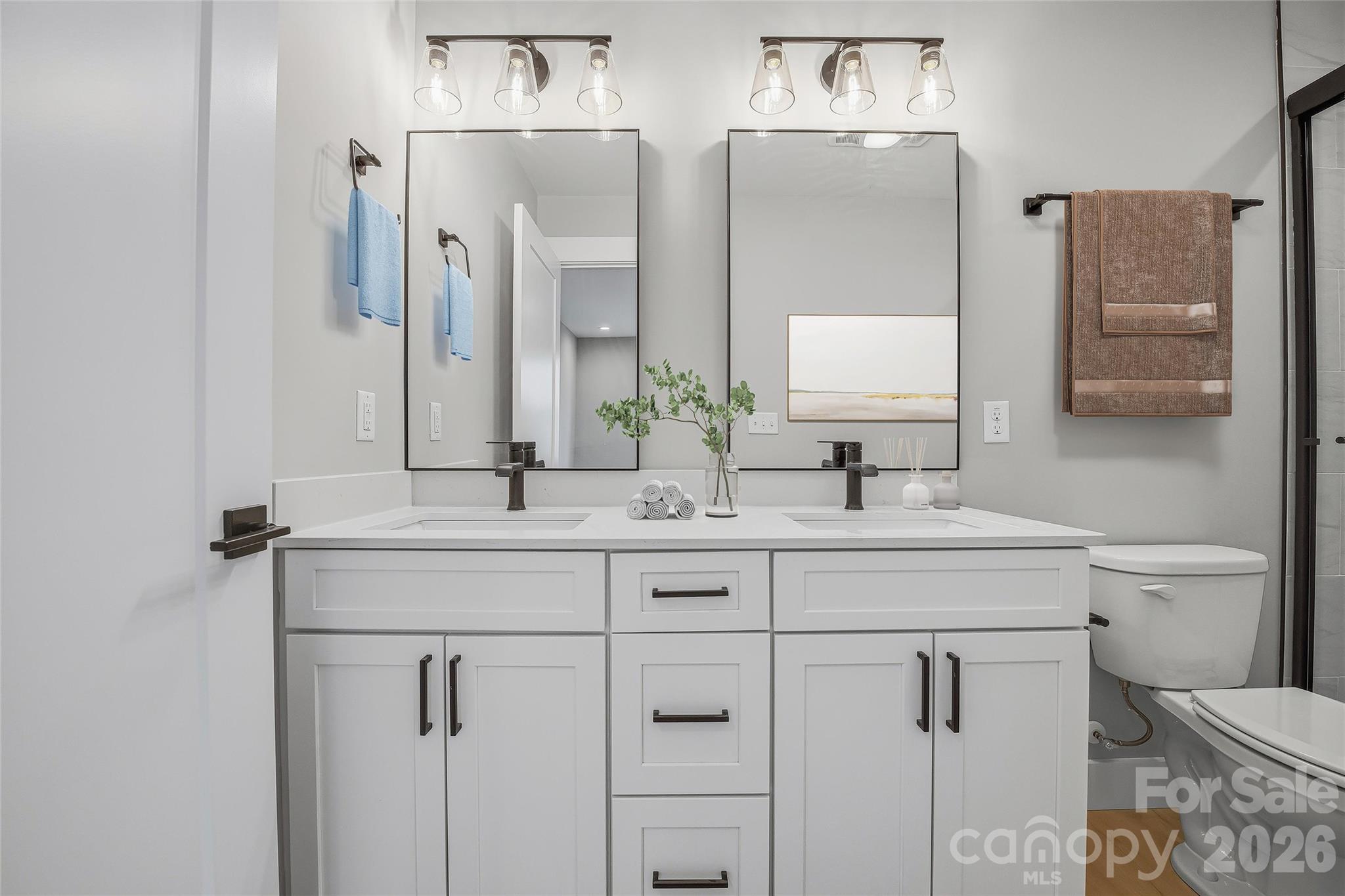 133 Moore Street — Hendersonville
