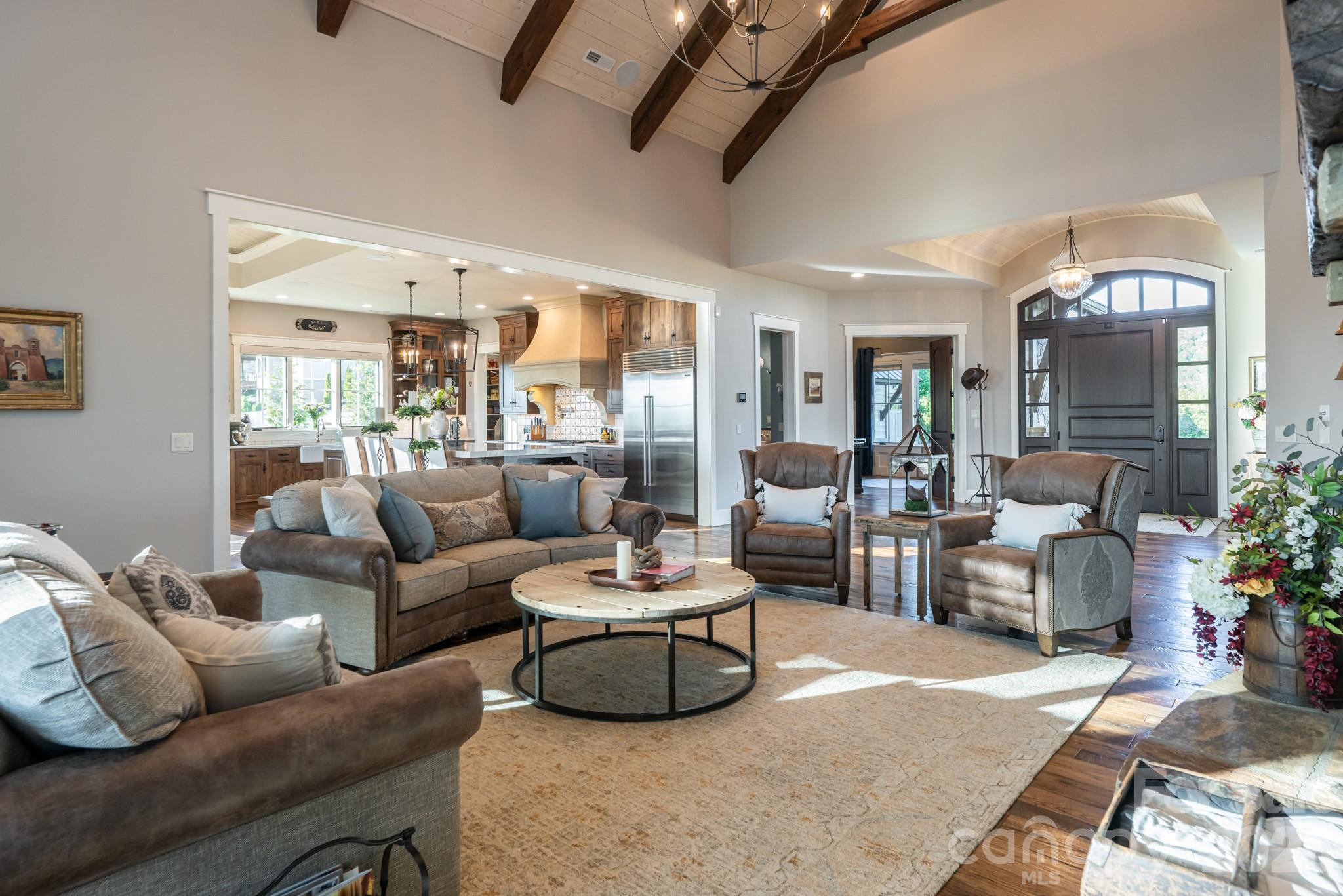 31 Bear Tree Court — Hendersonville