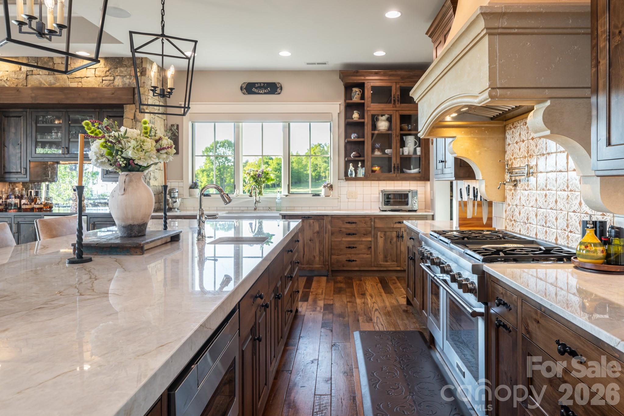 31 Bear Tree Court — Hendersonville