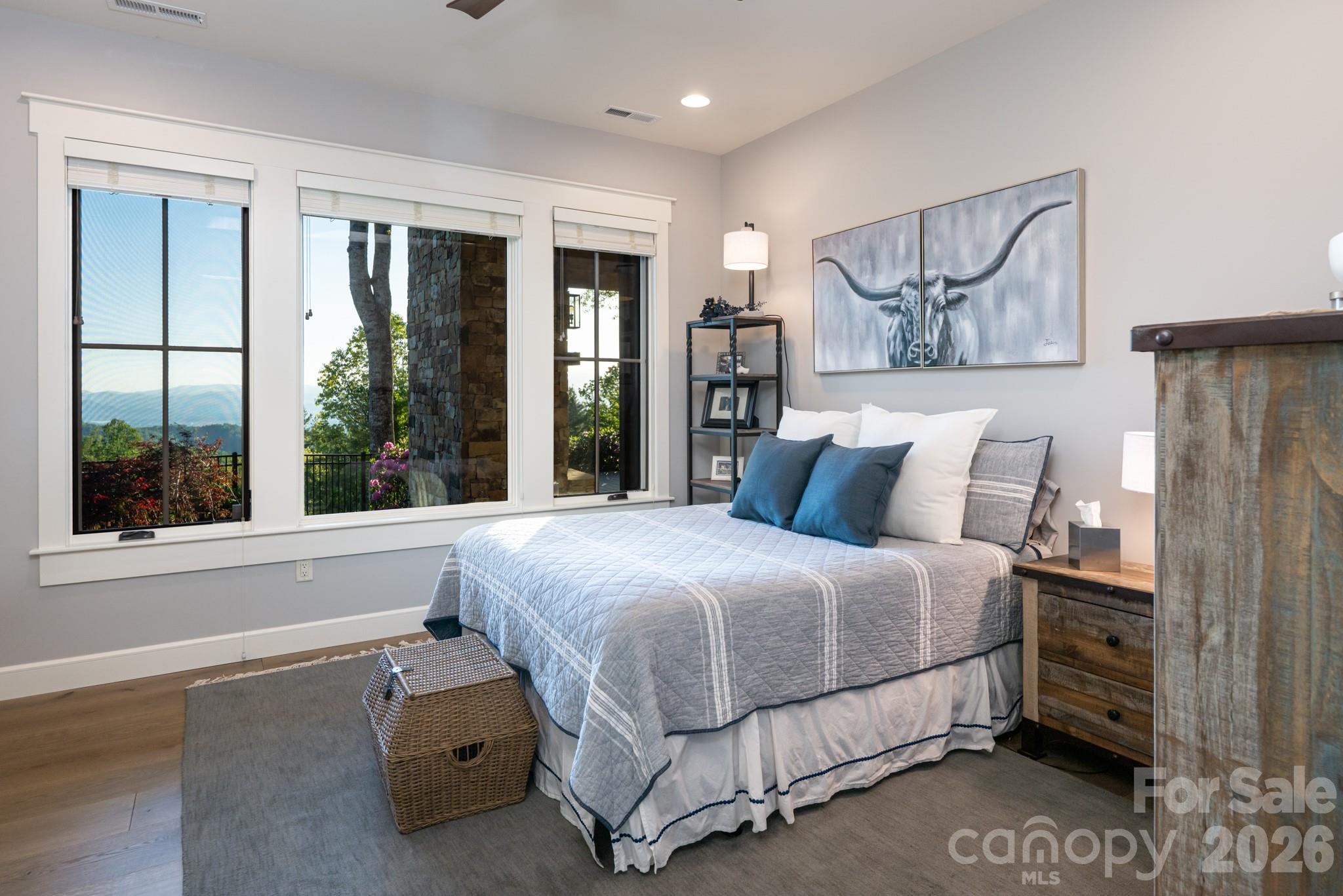31 Bear Tree Court — Hendersonville