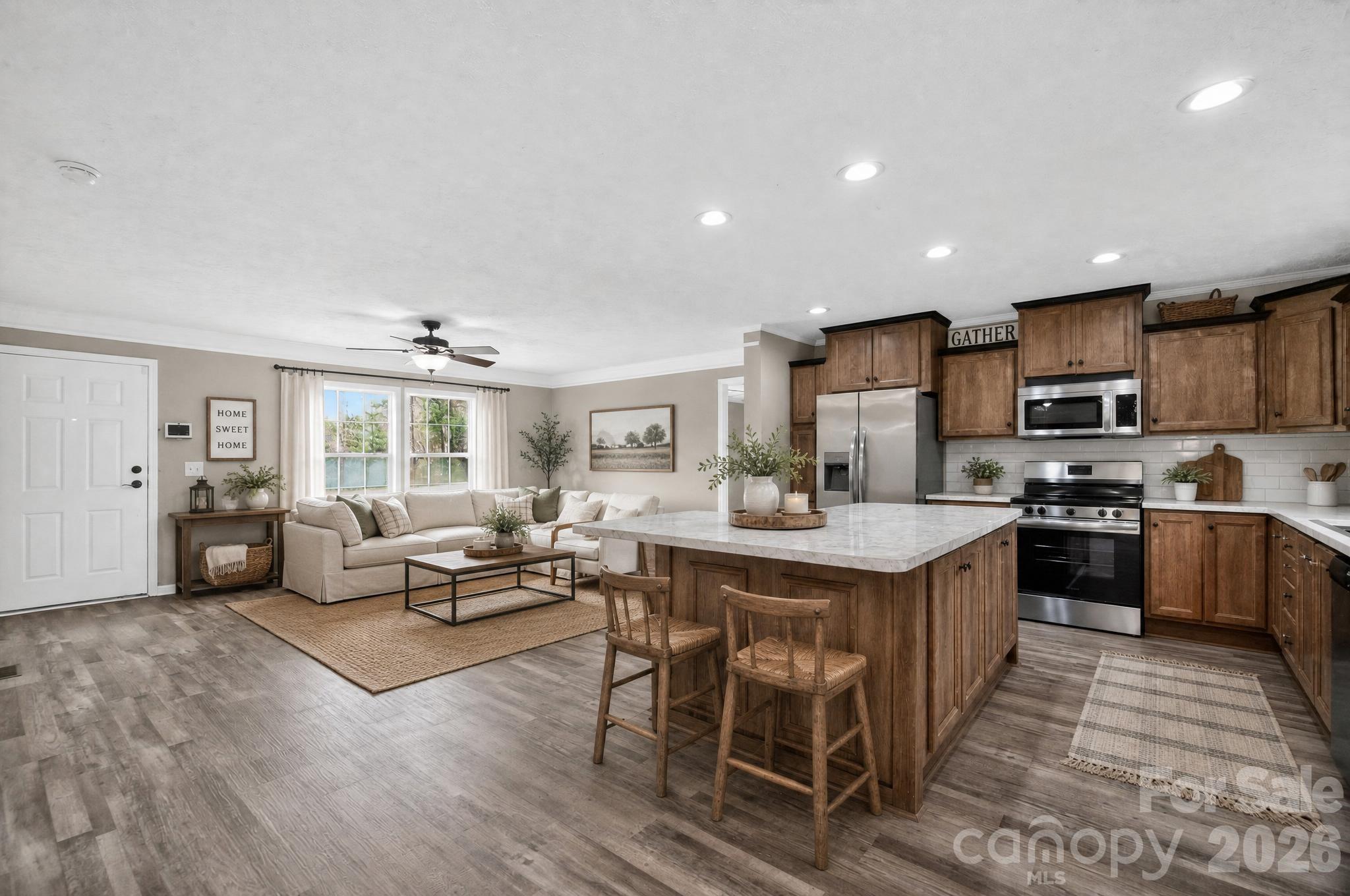 922 Lavender Road — Grover