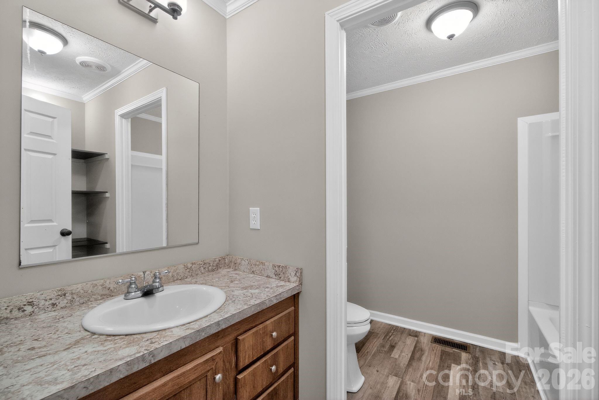 922 Lavender Road — Grover