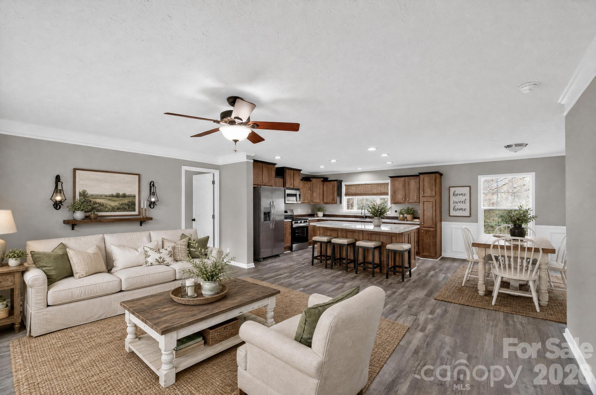 922 Lavender Road — Grover