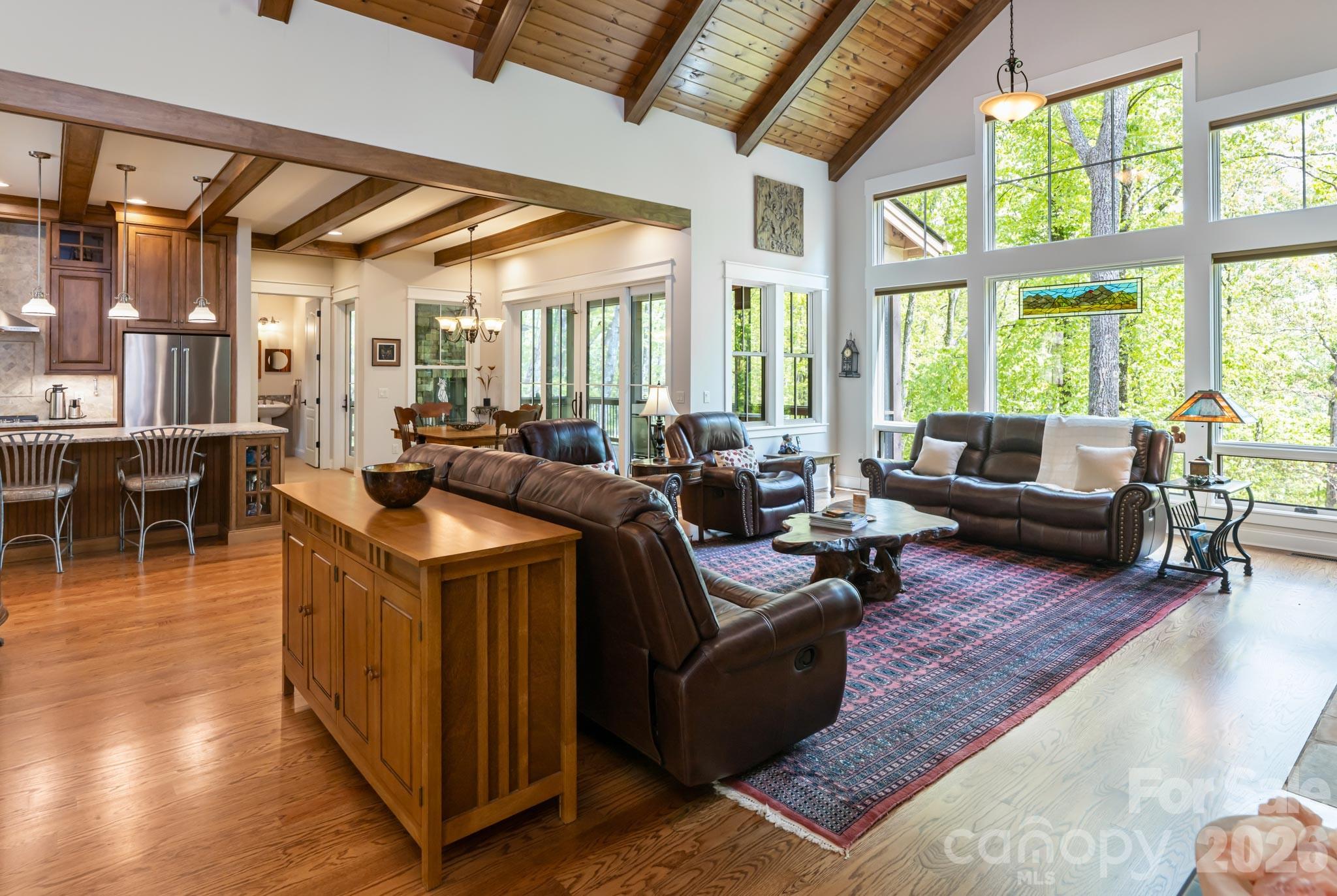 587 Autumn Sky Drive — Hendersonville