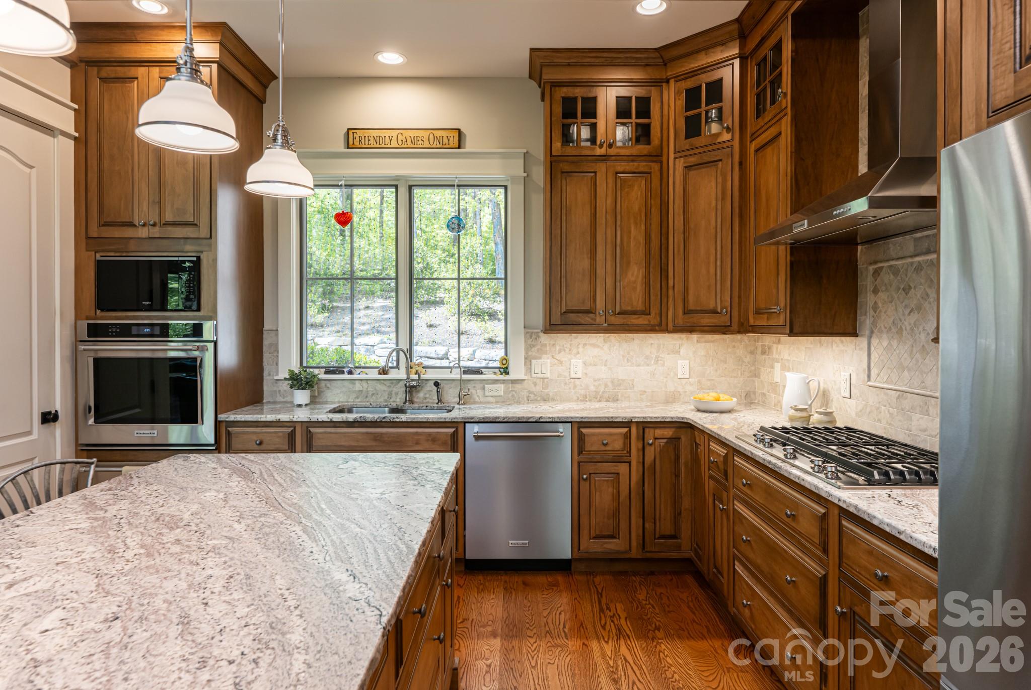 587 Autumn Sky Drive — Hendersonville