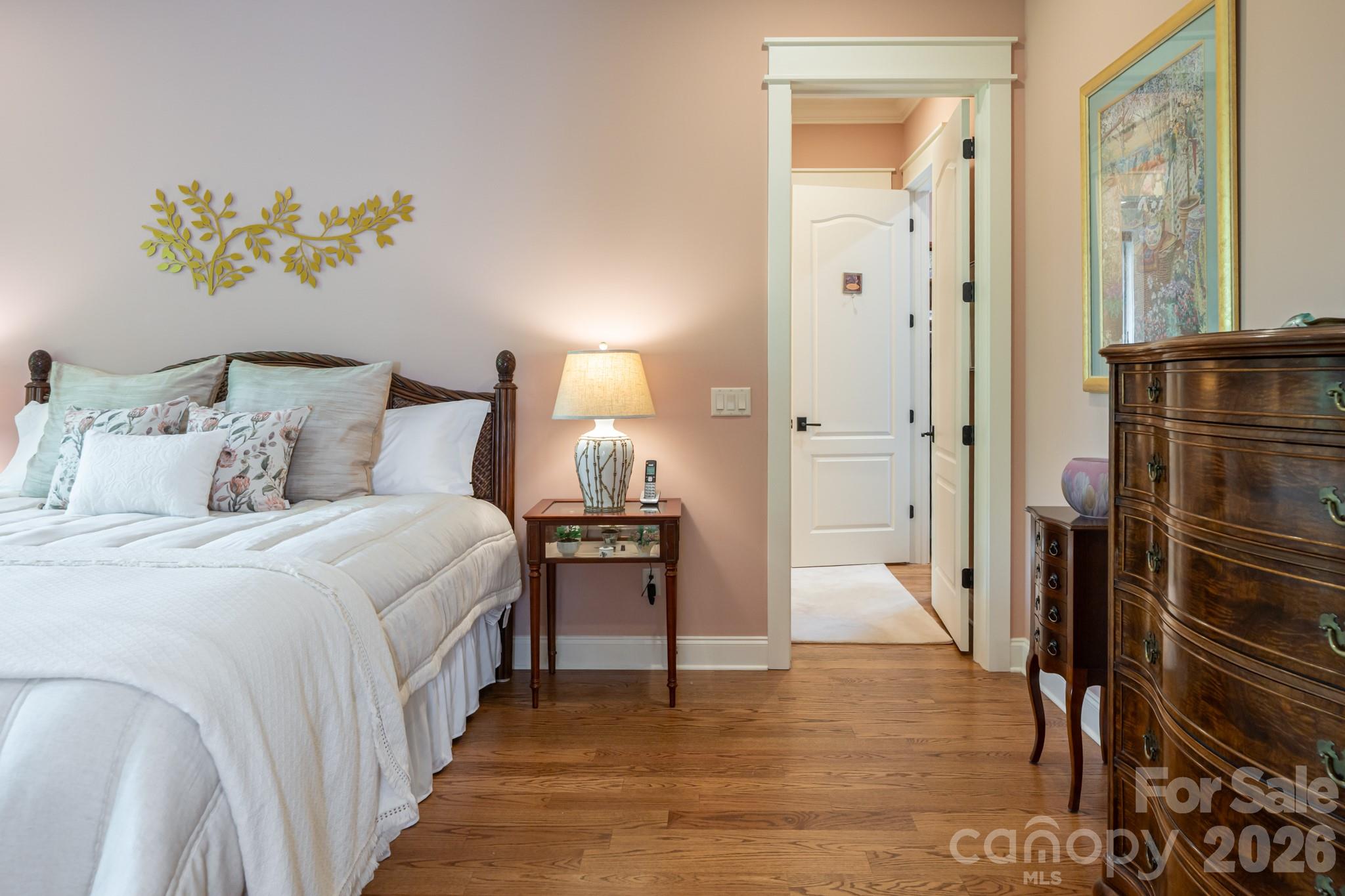 587 Autumn Sky Drive — Hendersonville