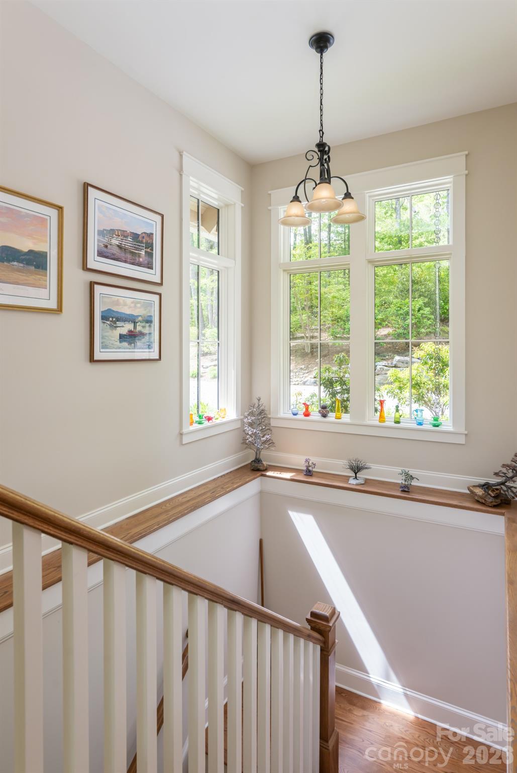 587 Autumn Sky Drive — Hendersonville