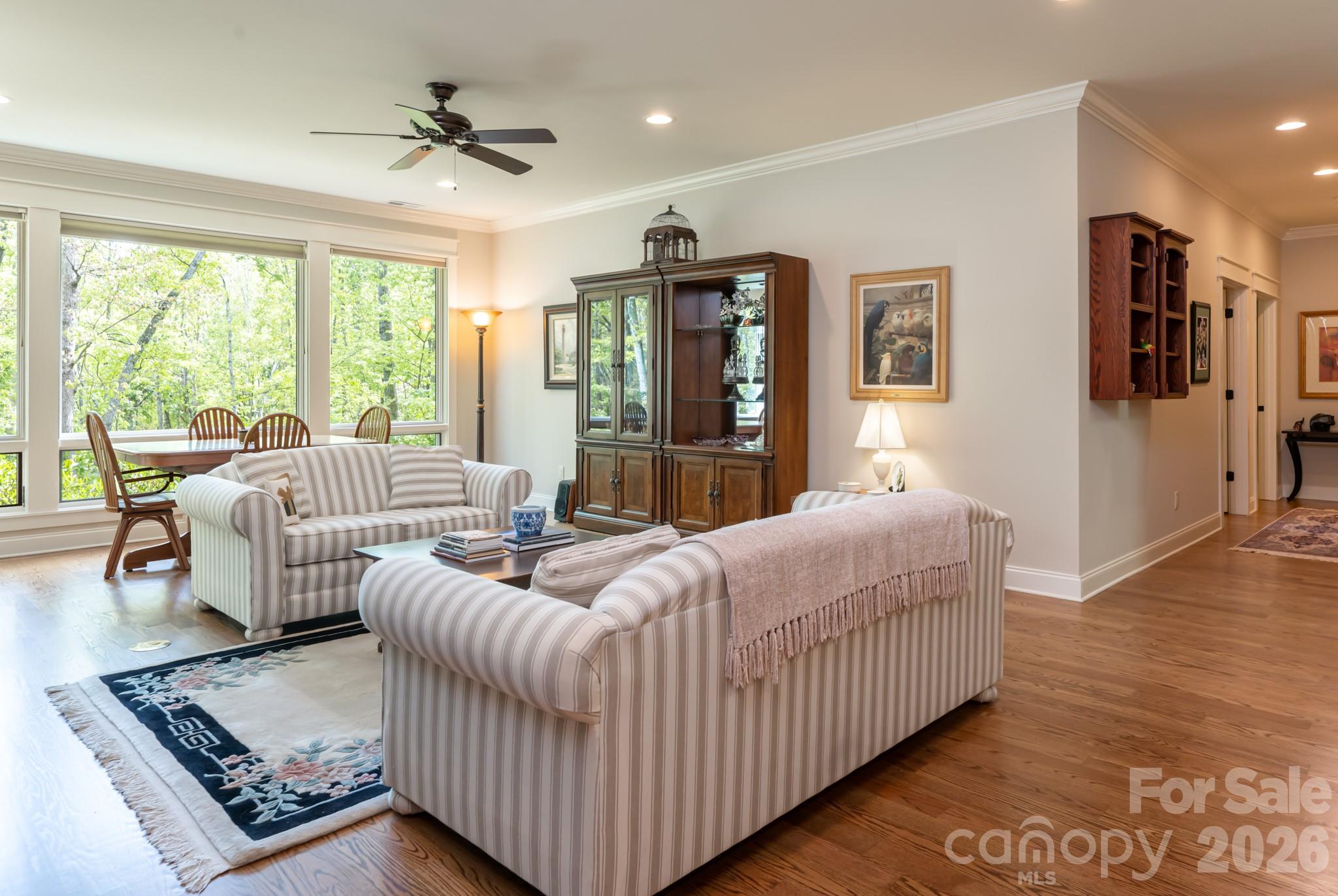 587 Autumn Sky Drive — Hendersonville