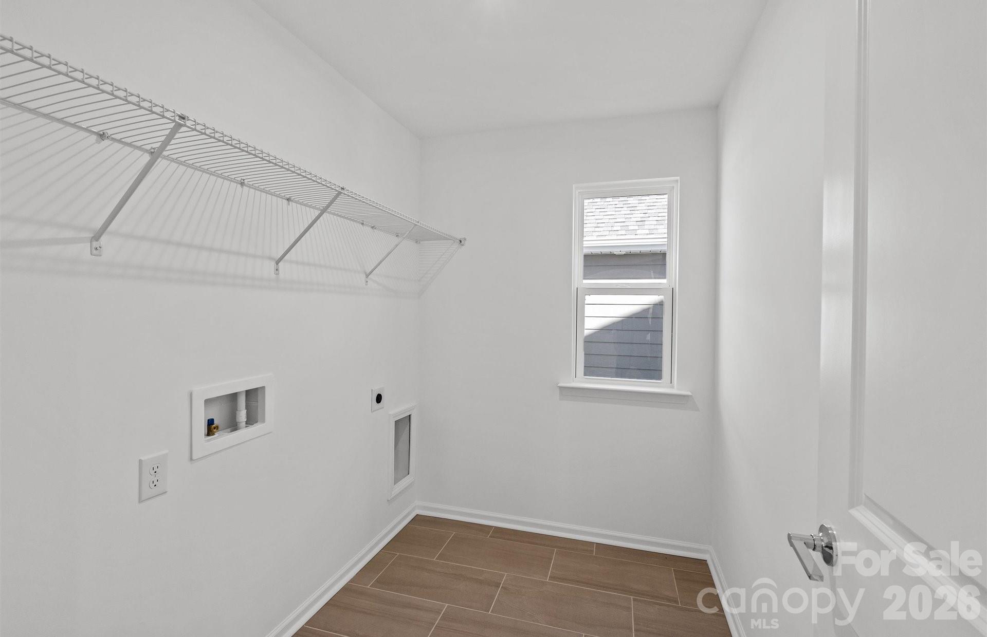 2220 Waterfall Way — Monroe