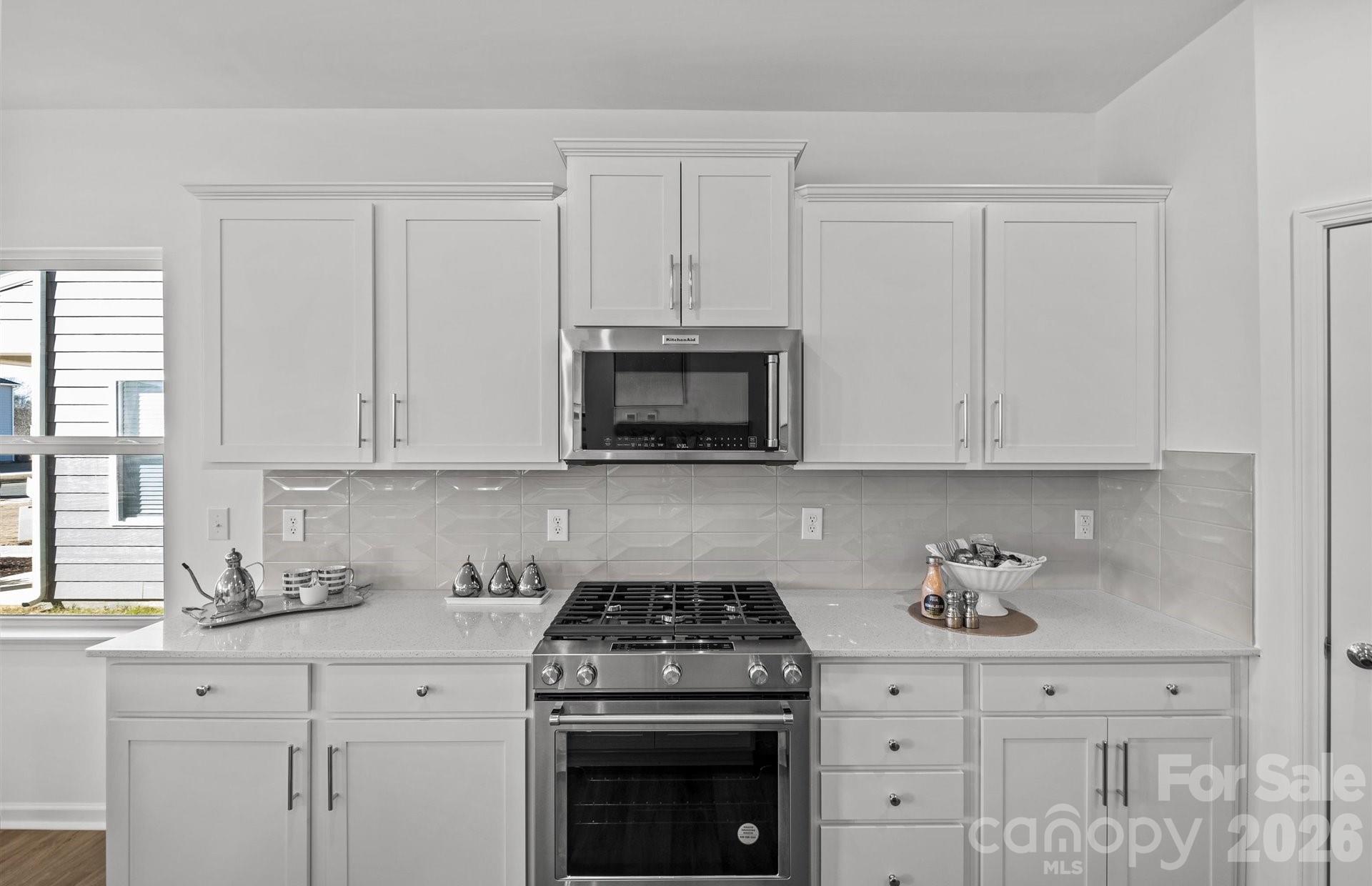 2220 Waterfall Way — Monroe