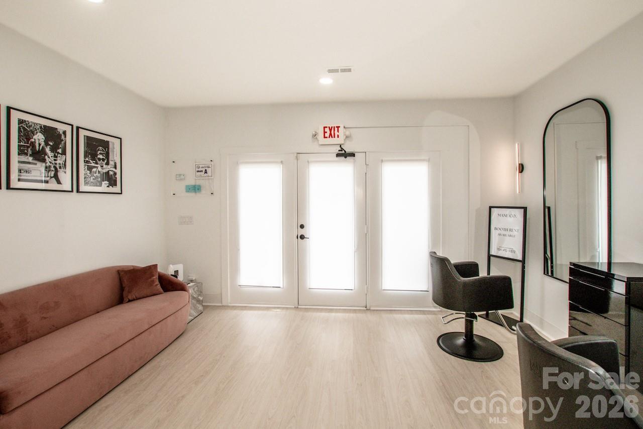 21329 Catawba Avenue — Cornelius