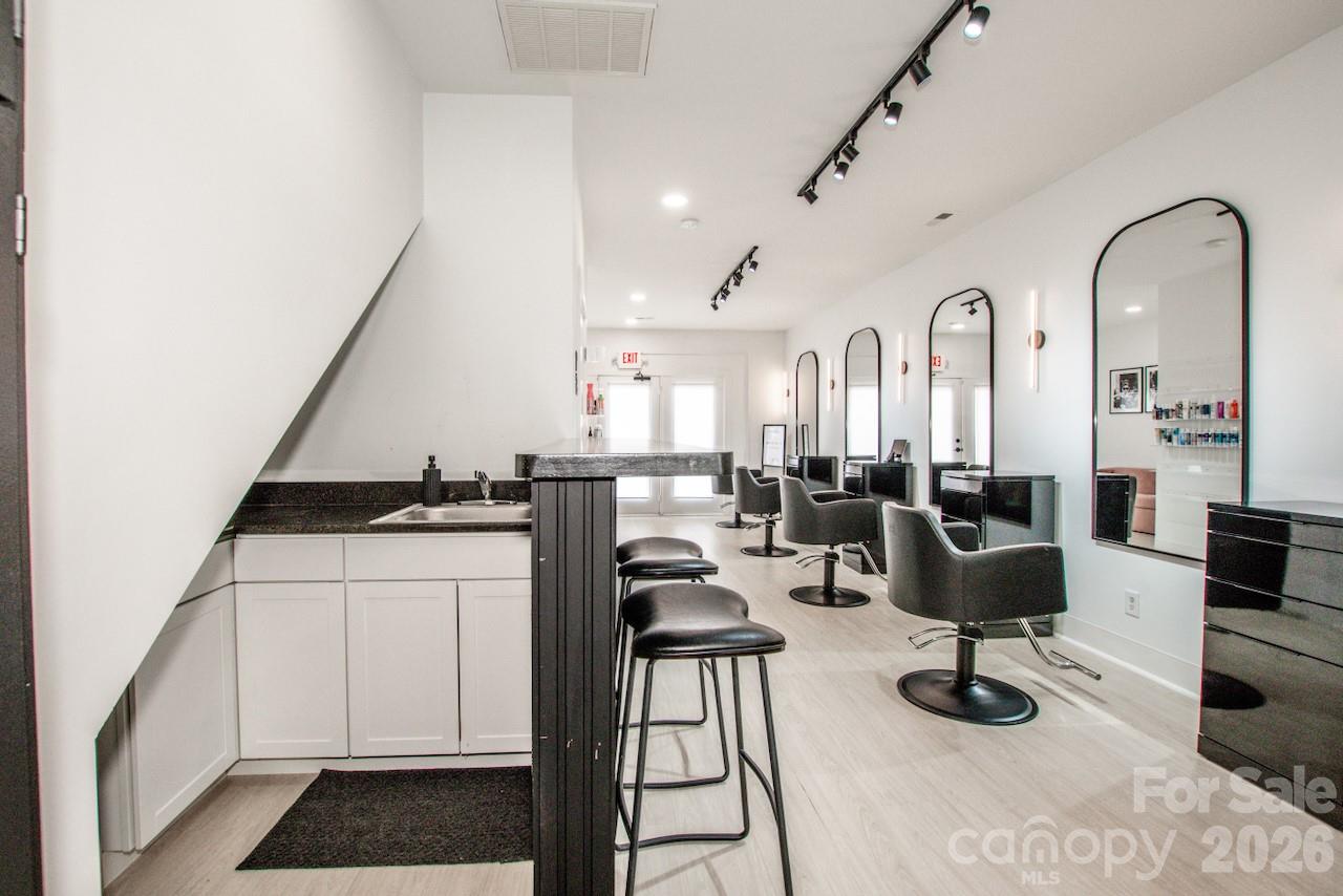 21329 Catawba Avenue — Cornelius