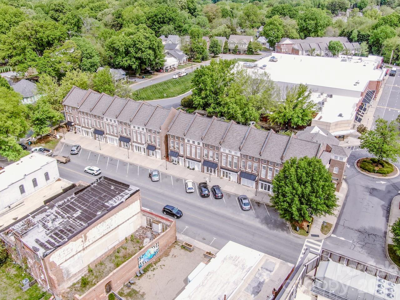 21329 Catawba Avenue — Cornelius