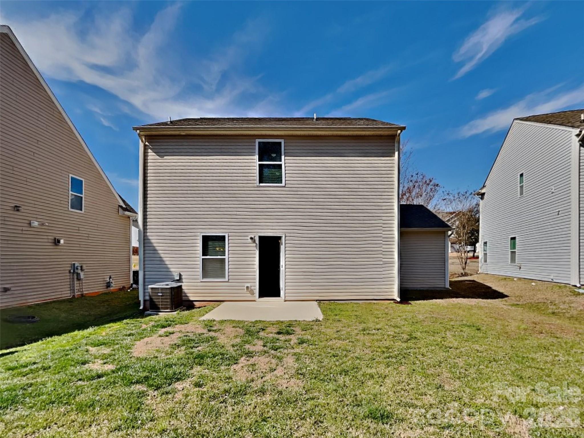 814 Sarah Laura Lane — Statesville