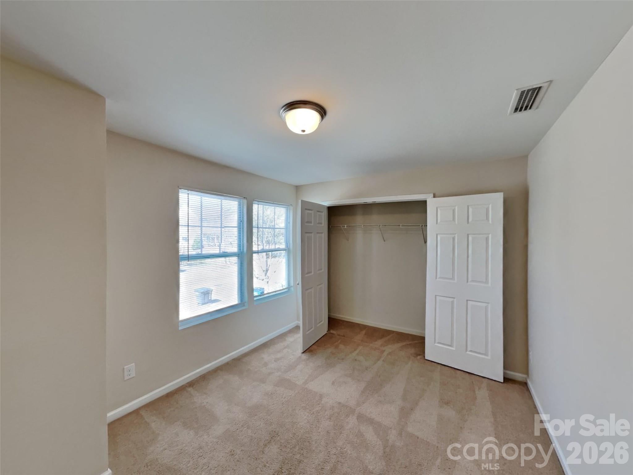 814 Sarah Laura Lane — Statesville
