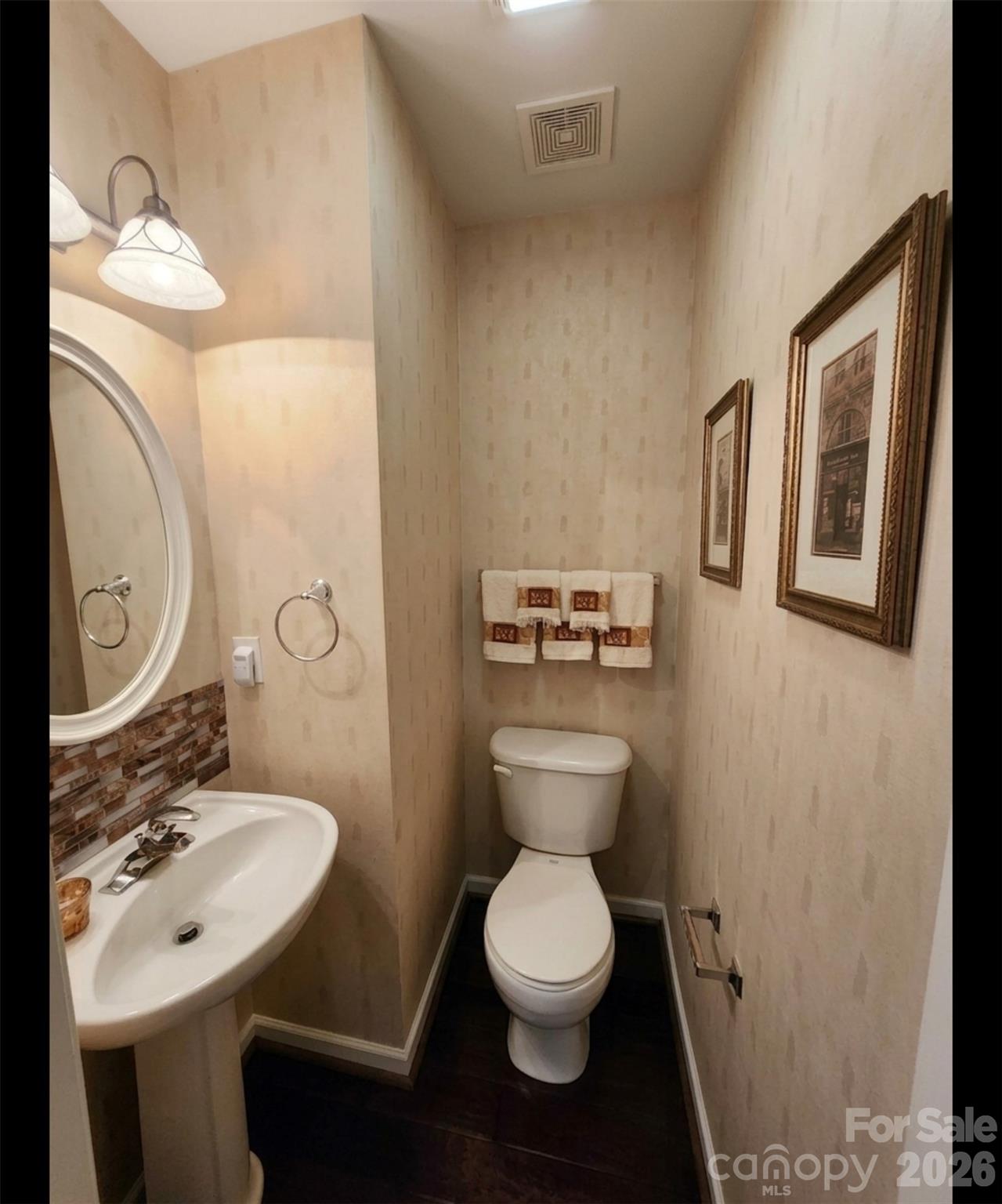 104 Rock Ridge Lane — Mount Holly