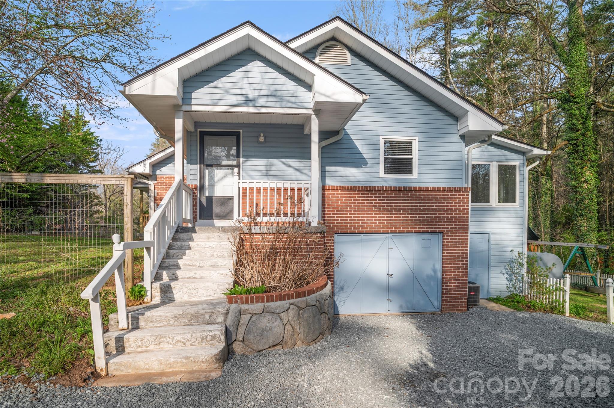 3002 Kanuga Road — Hendersonville