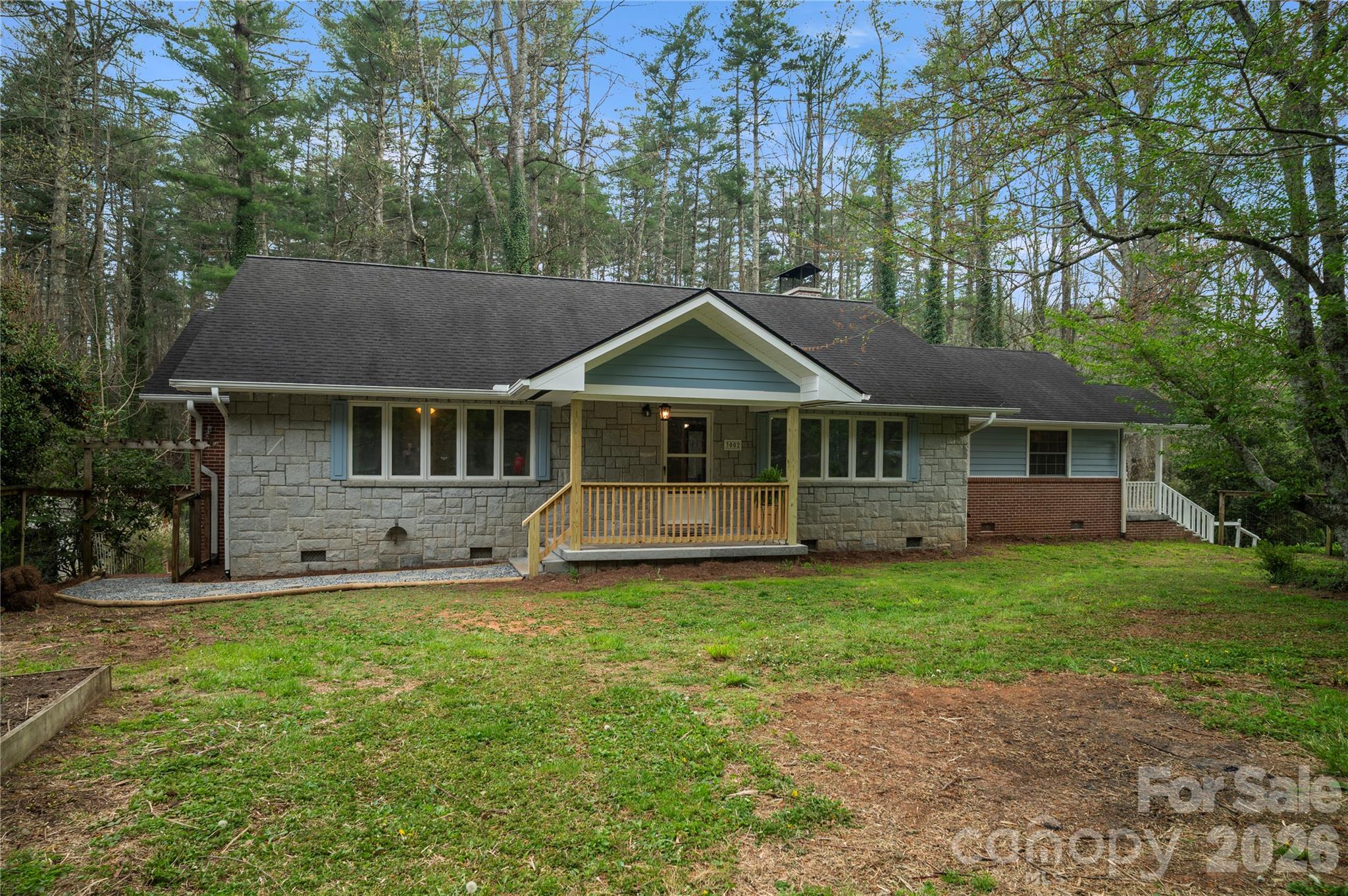 3002 Kanuga Road — Hendersonville
