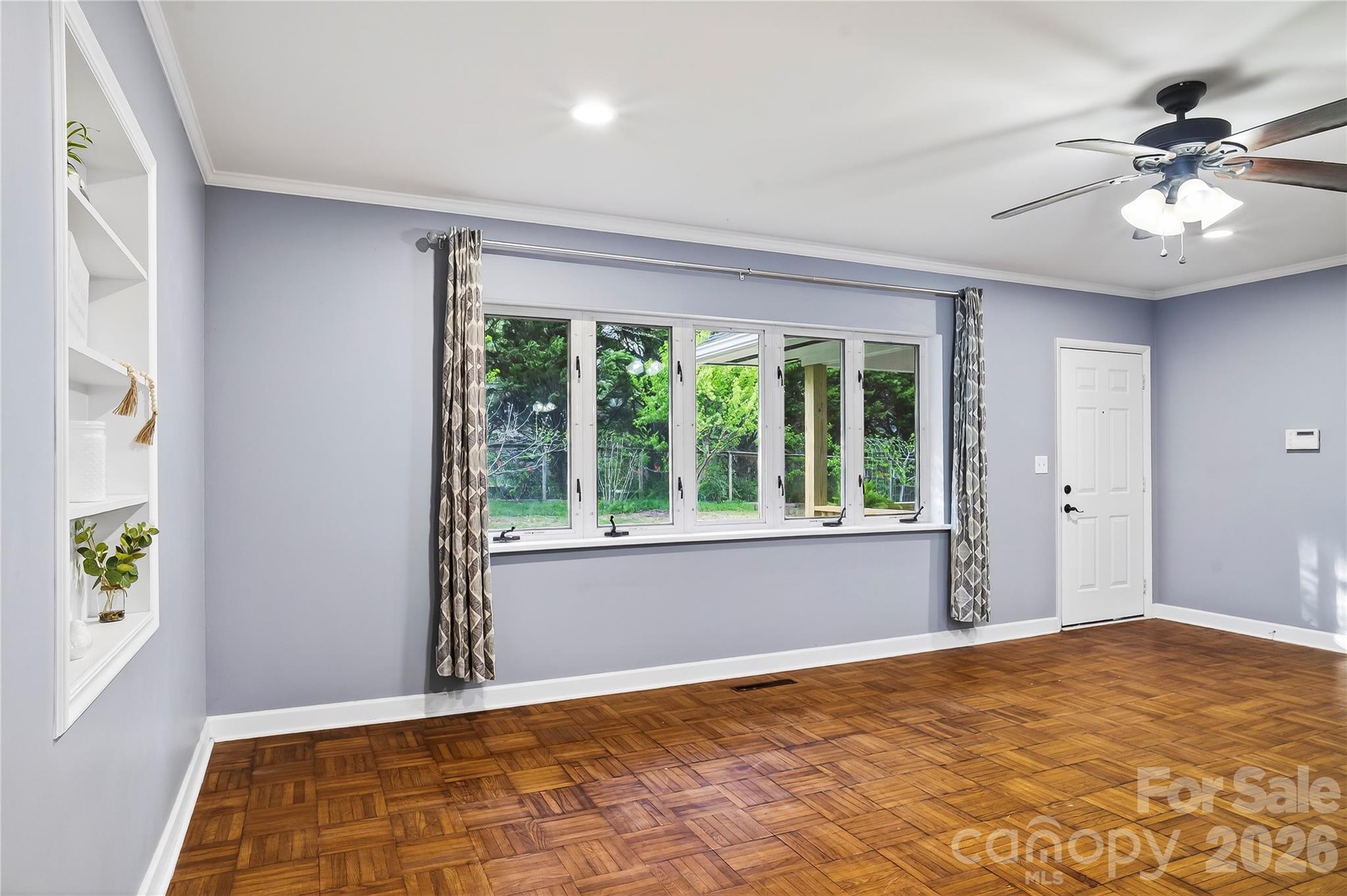 3002 Kanuga Road — Hendersonville