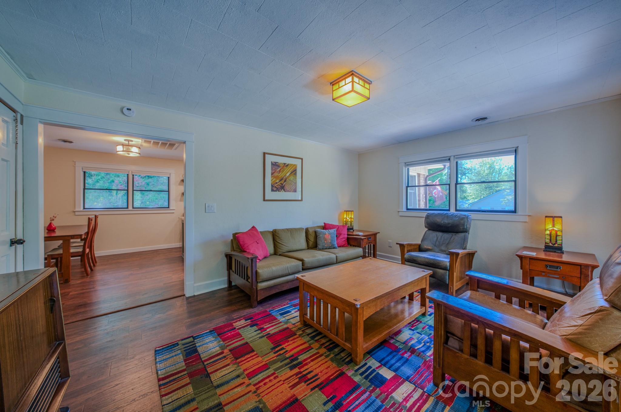 176 Sunny Street — Marion