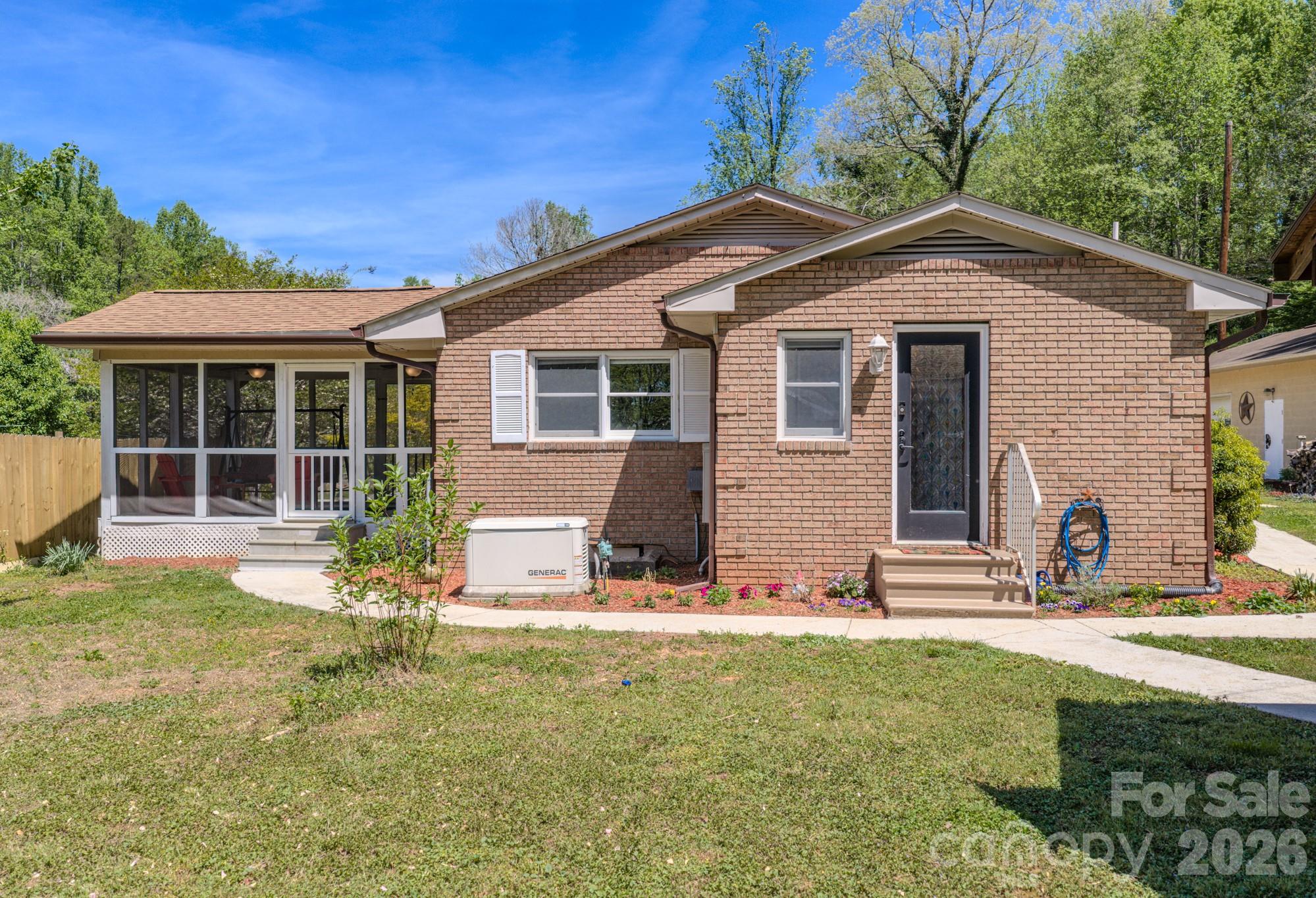 176 Sunny Street — Marion