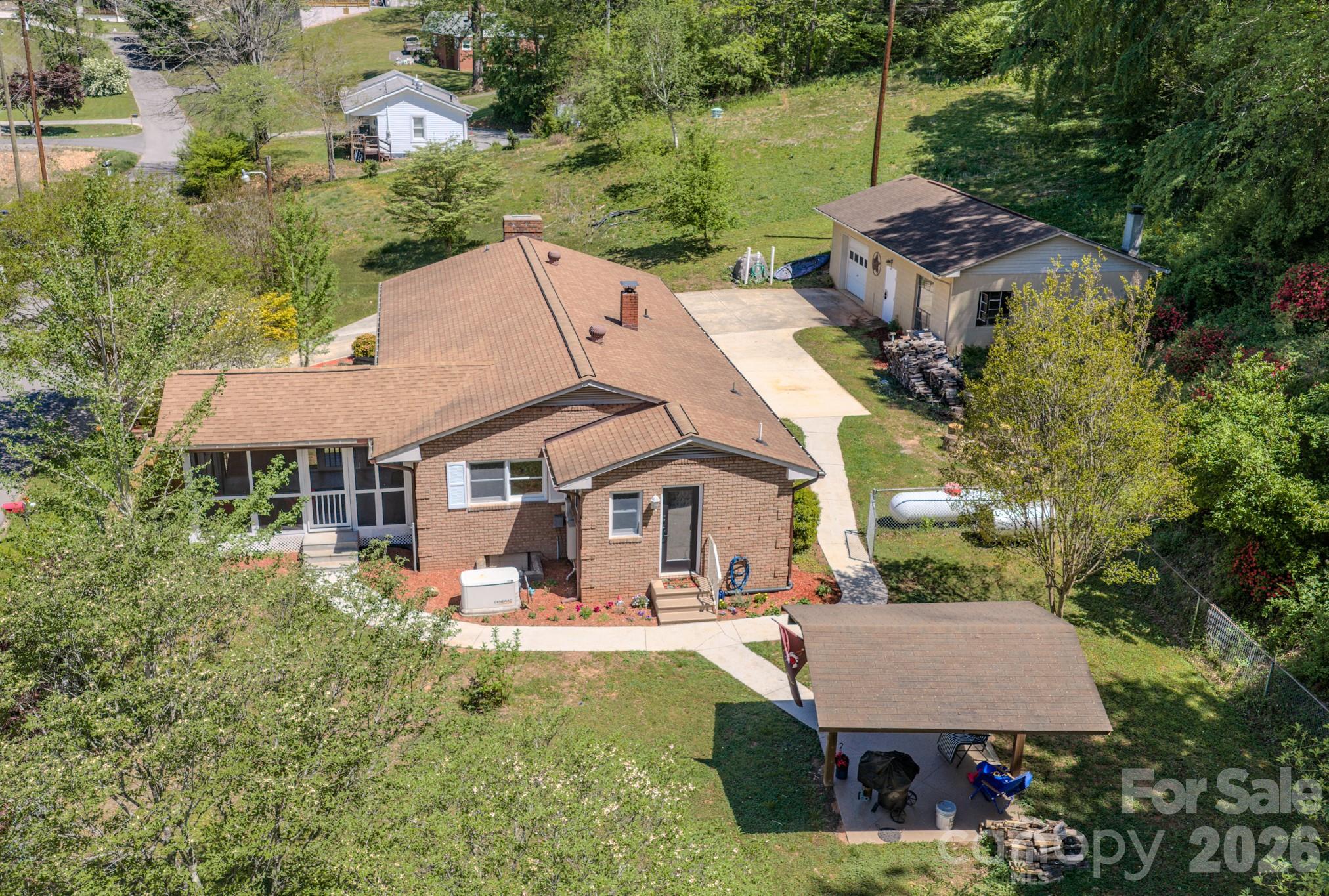 176 Sunny Street — Marion
