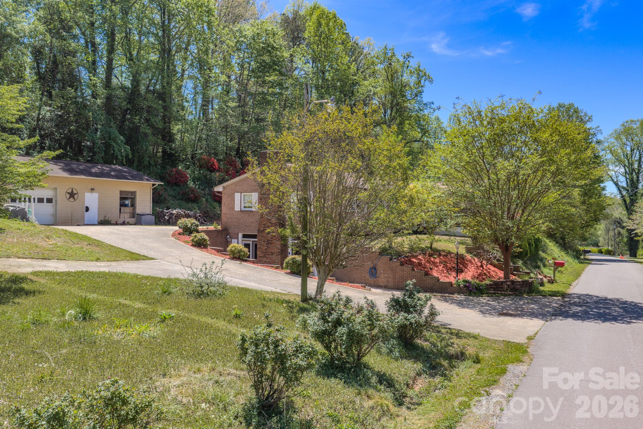 176 Sunny Street — Marion