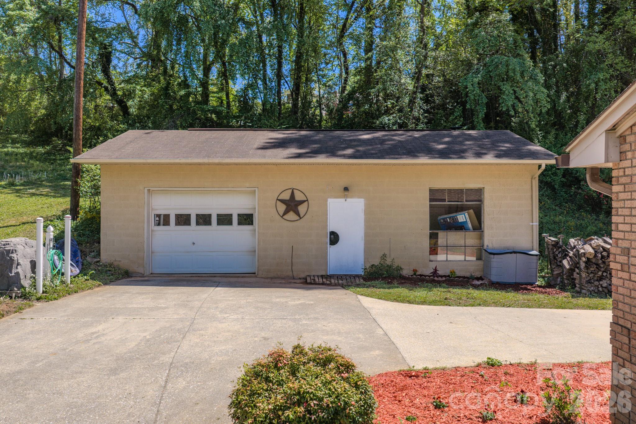 176 Sunny Street — Marion