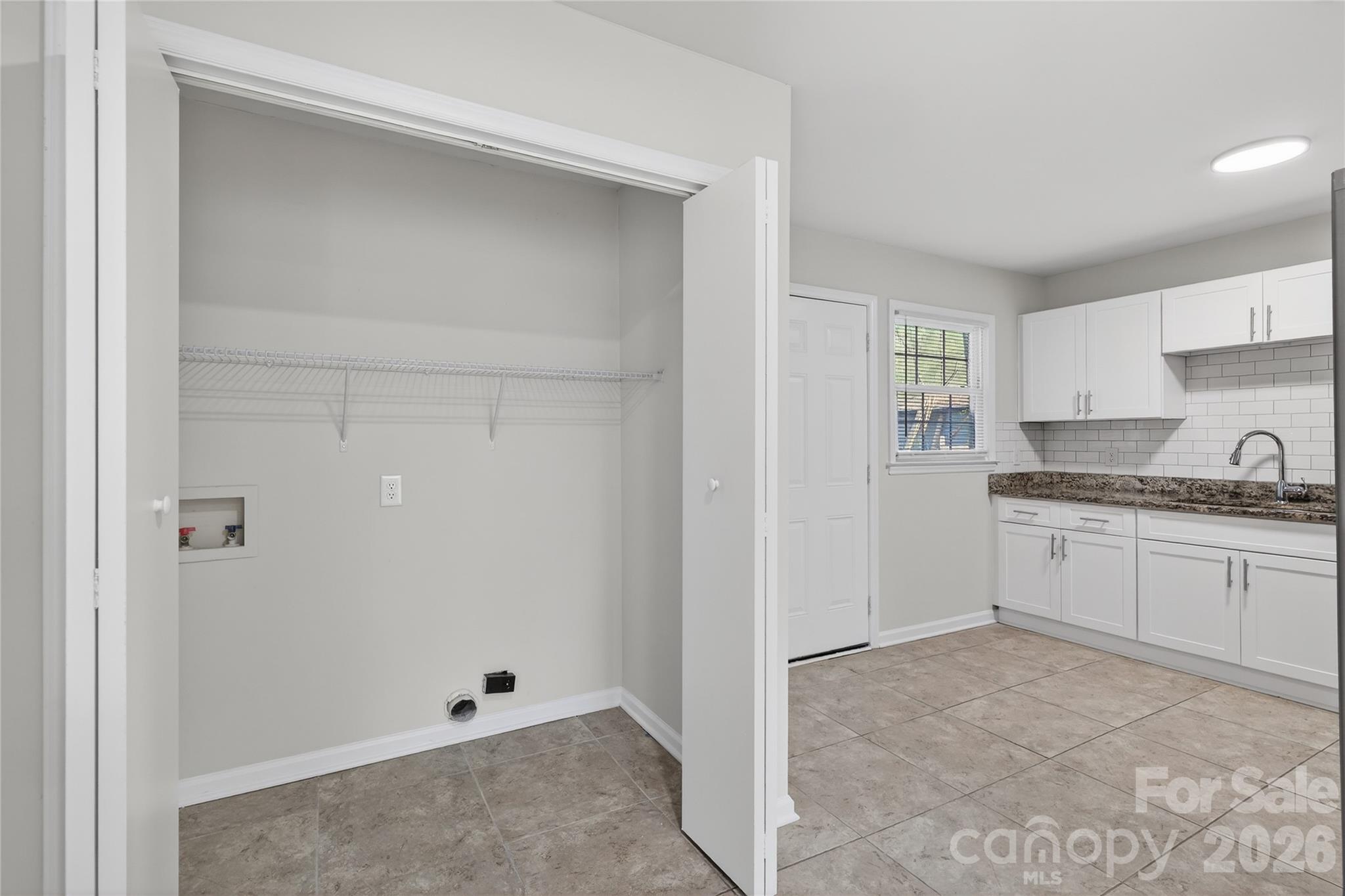 5143 Delivau Drive — Charlotte