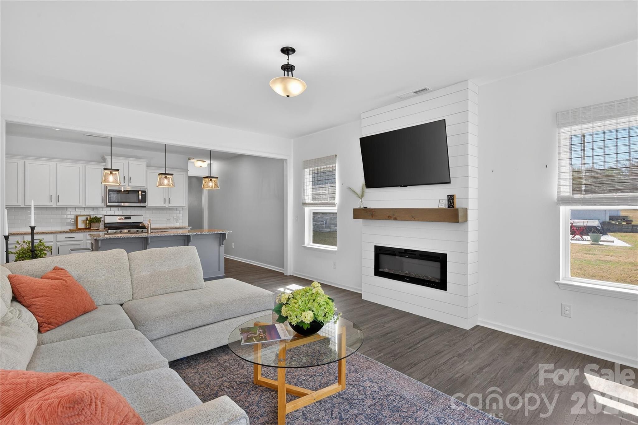 6455 Kinder Lane — Lancaster