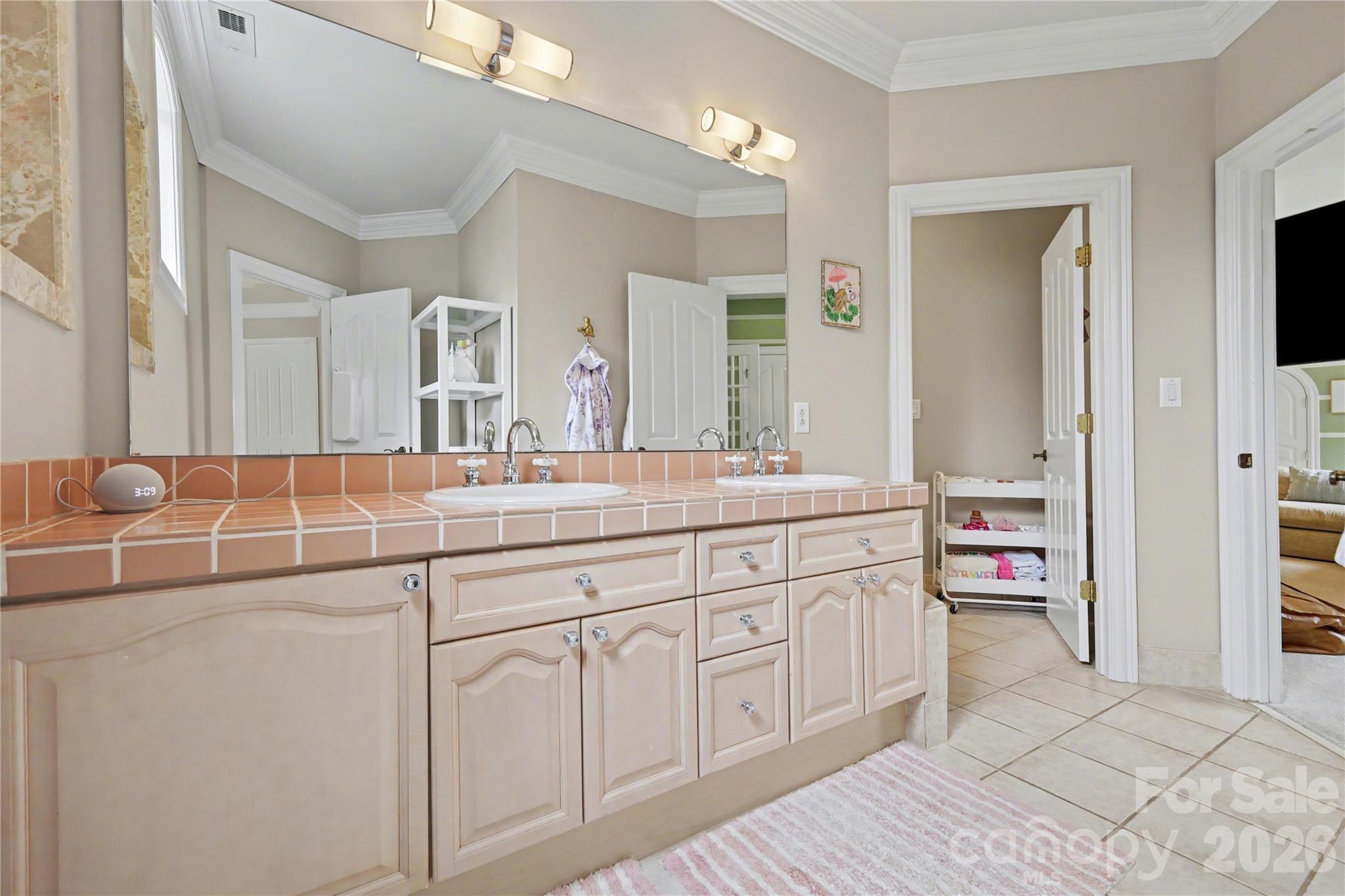 6312 Mitchell Hollow Road — Charlotte