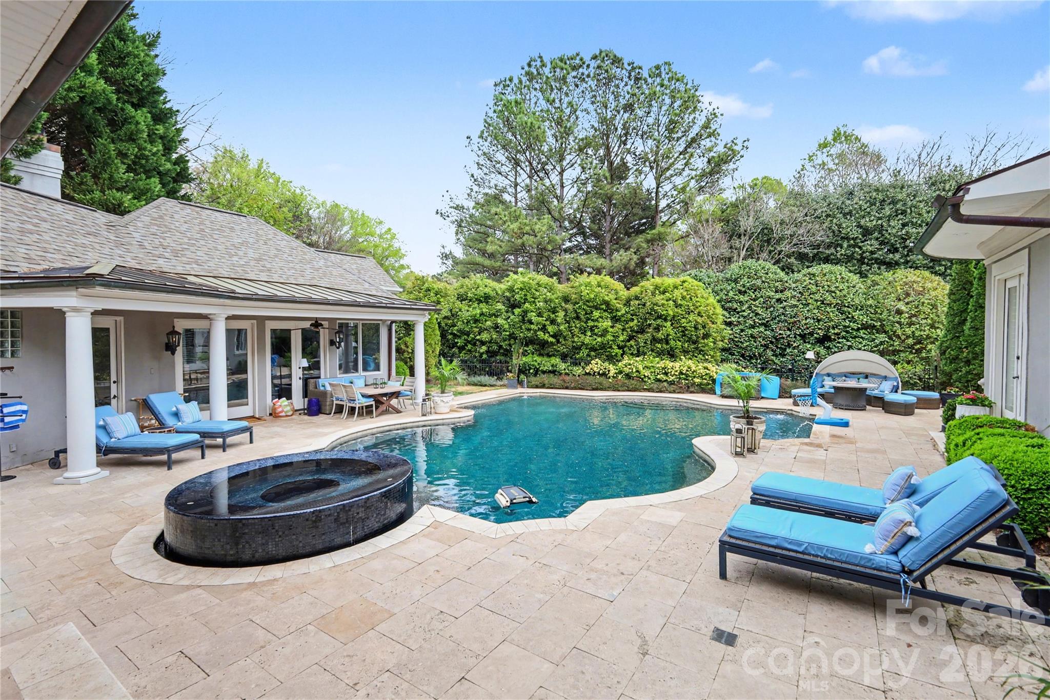 6312 Mitchell Hollow Road — Charlotte